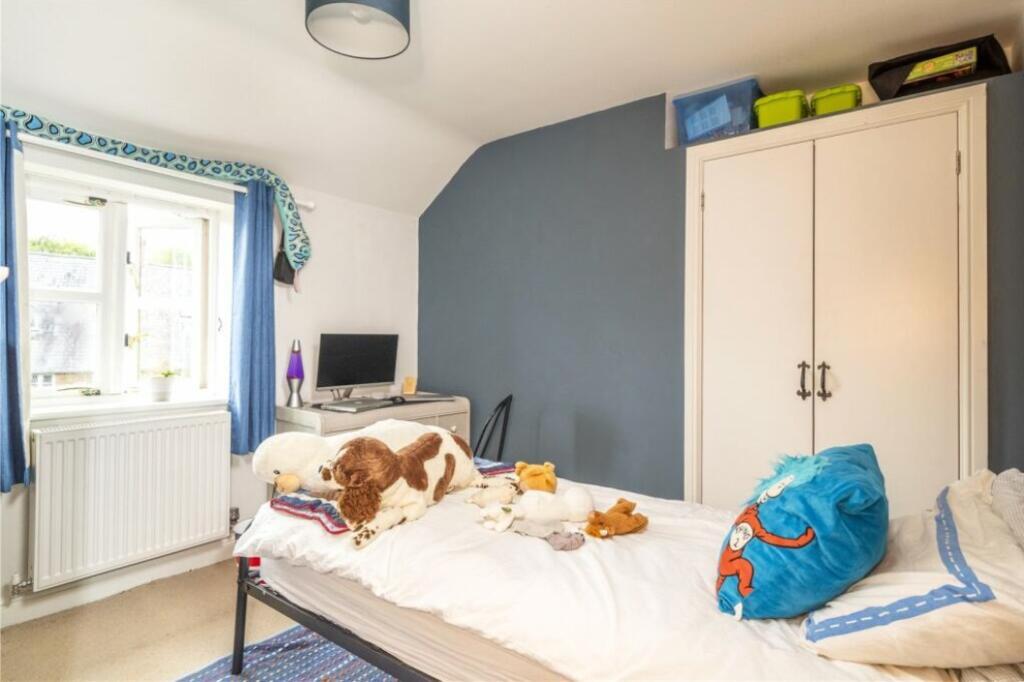 4 bedroom detached cottage for sale, Kingston House 4 Back Lane, Warwick, CV35