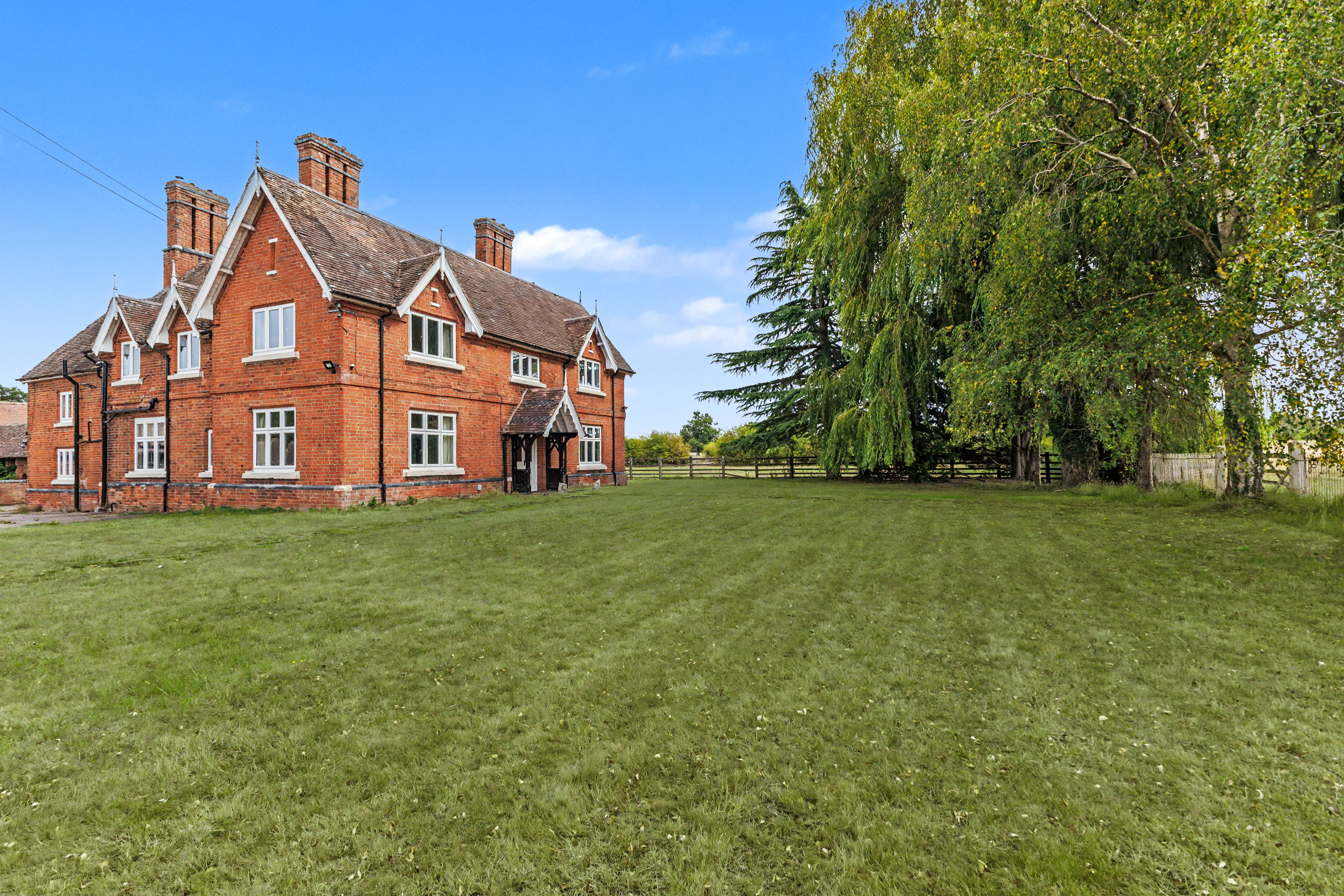 6 bedroom detached house for sale, Spernal Hall Farm Spernal Lane, Studley, B80