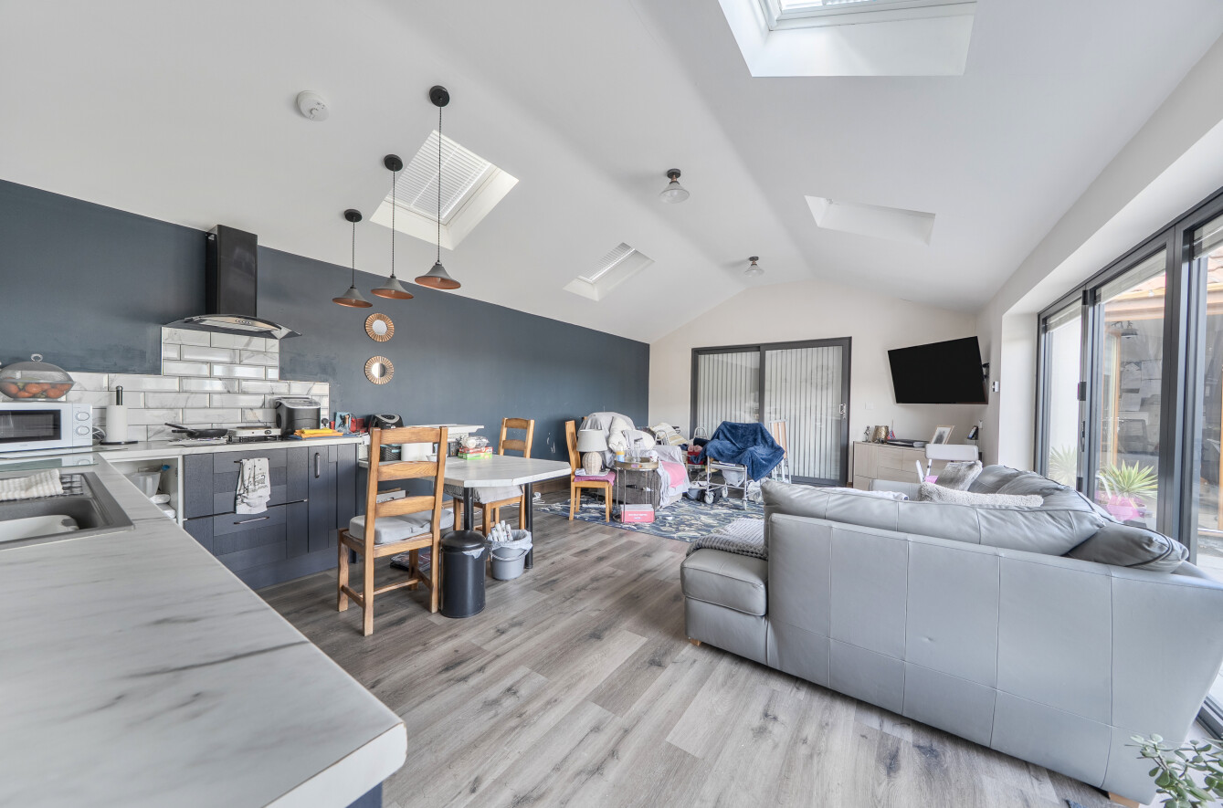 5 bedroom detached house for sale, Park Gate Farm Moss Road, Doncaster, DN6
