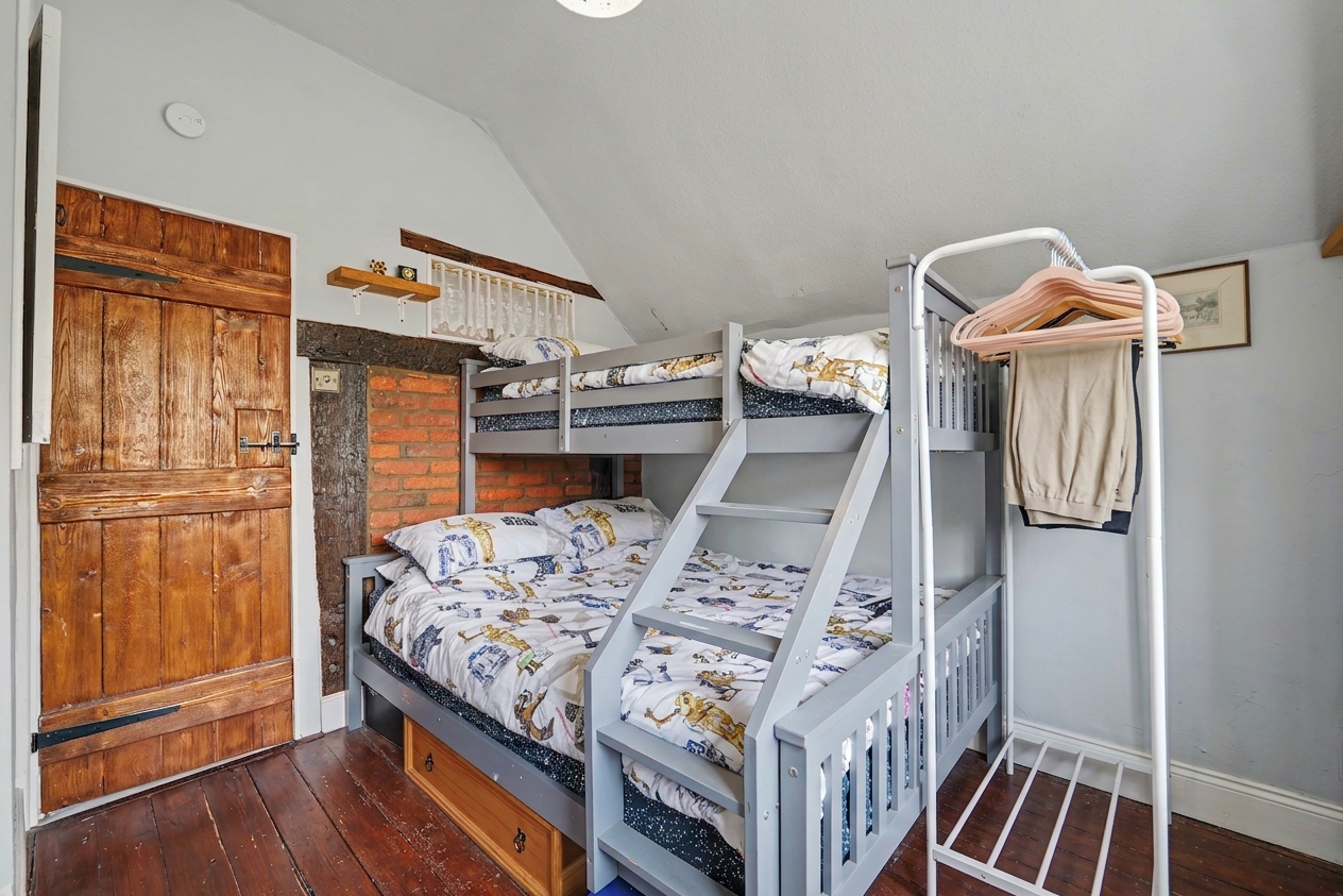 2 bedroom terraced house for sale, Church Street, Bedworth, CV12