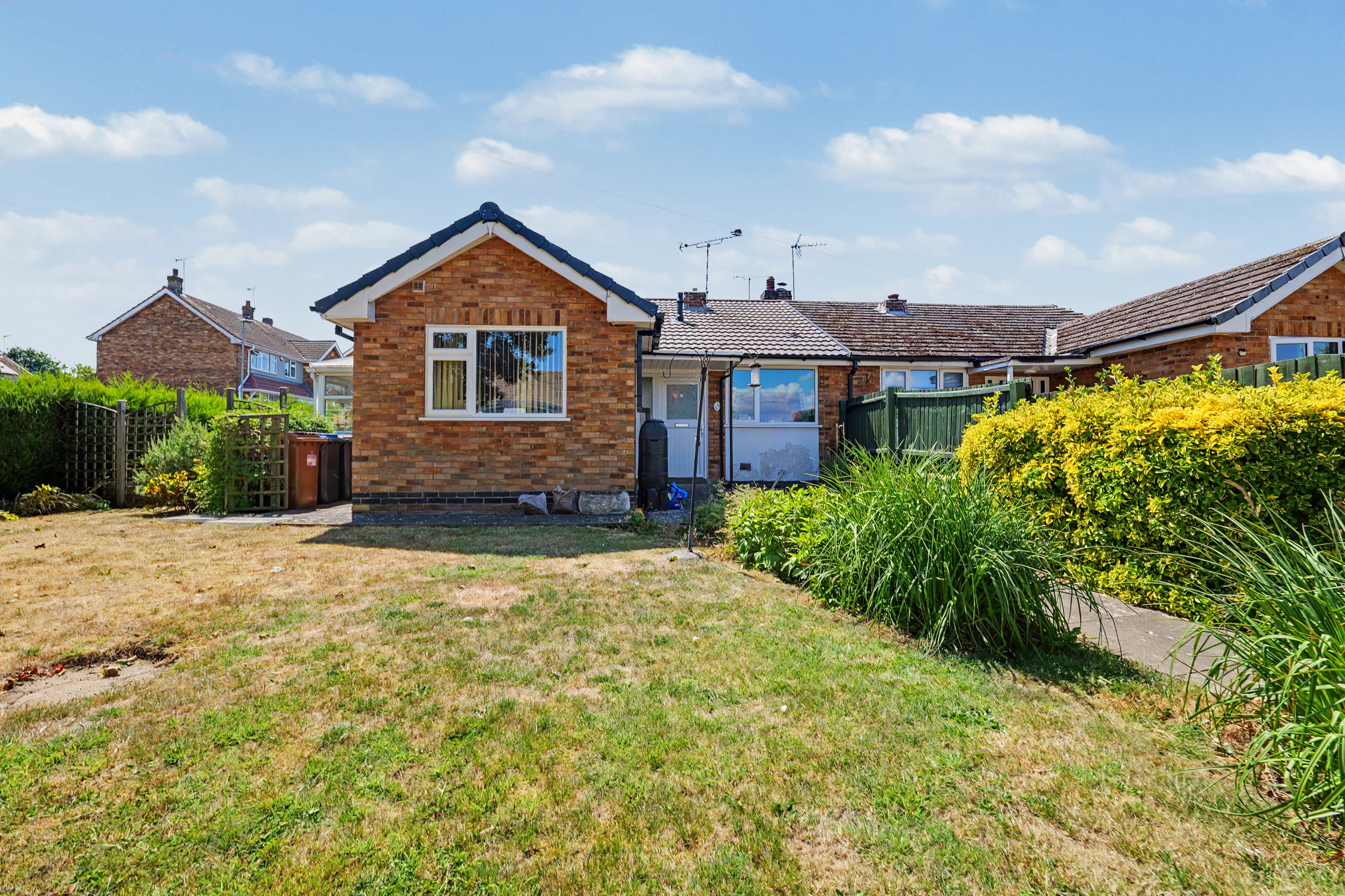 3 bedroom semi detached bungalow for sale, Roseway, Nuneaton, CV13