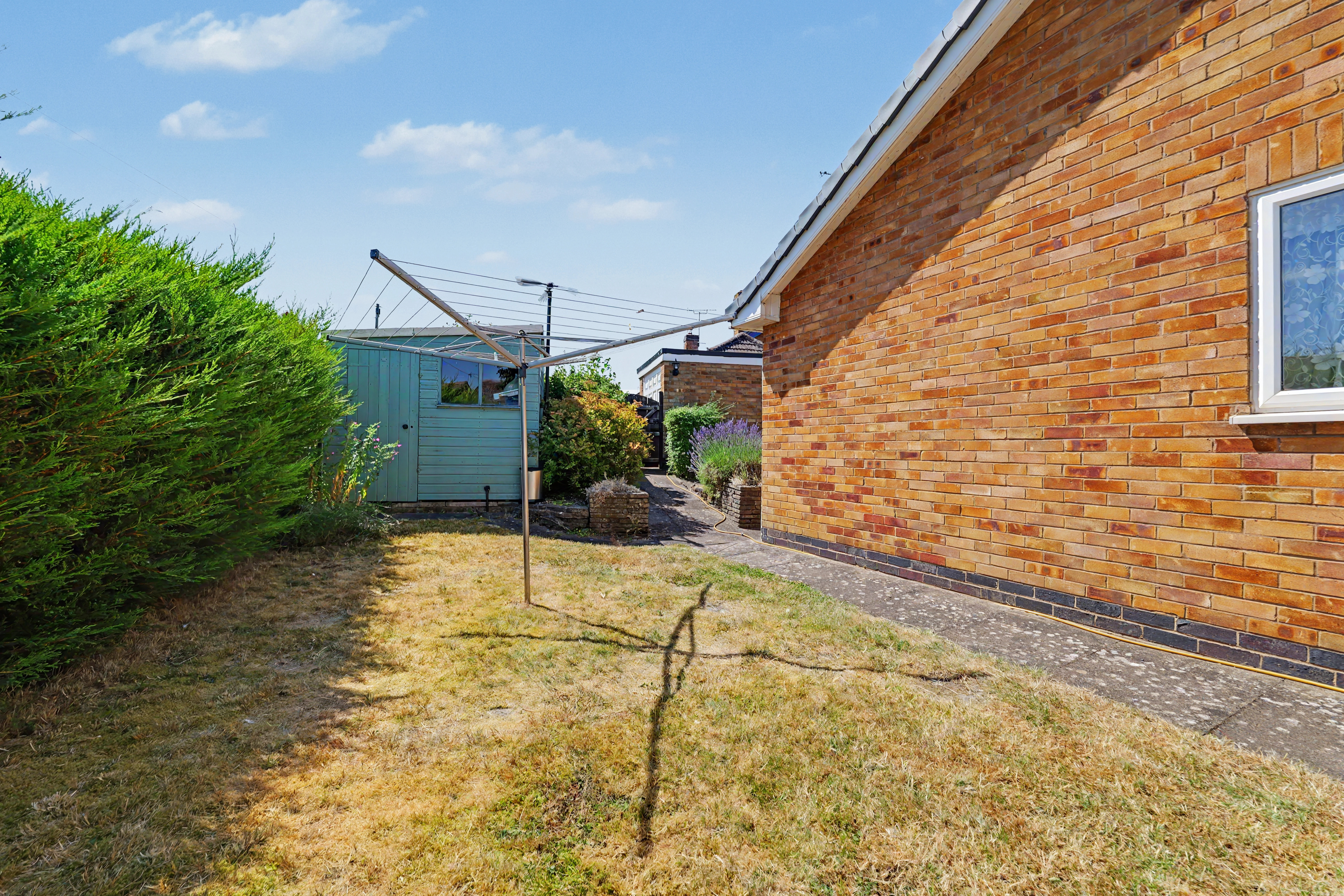 3 bedroom semi detached bungalow for sale, Roseway, Nuneaton, CV13