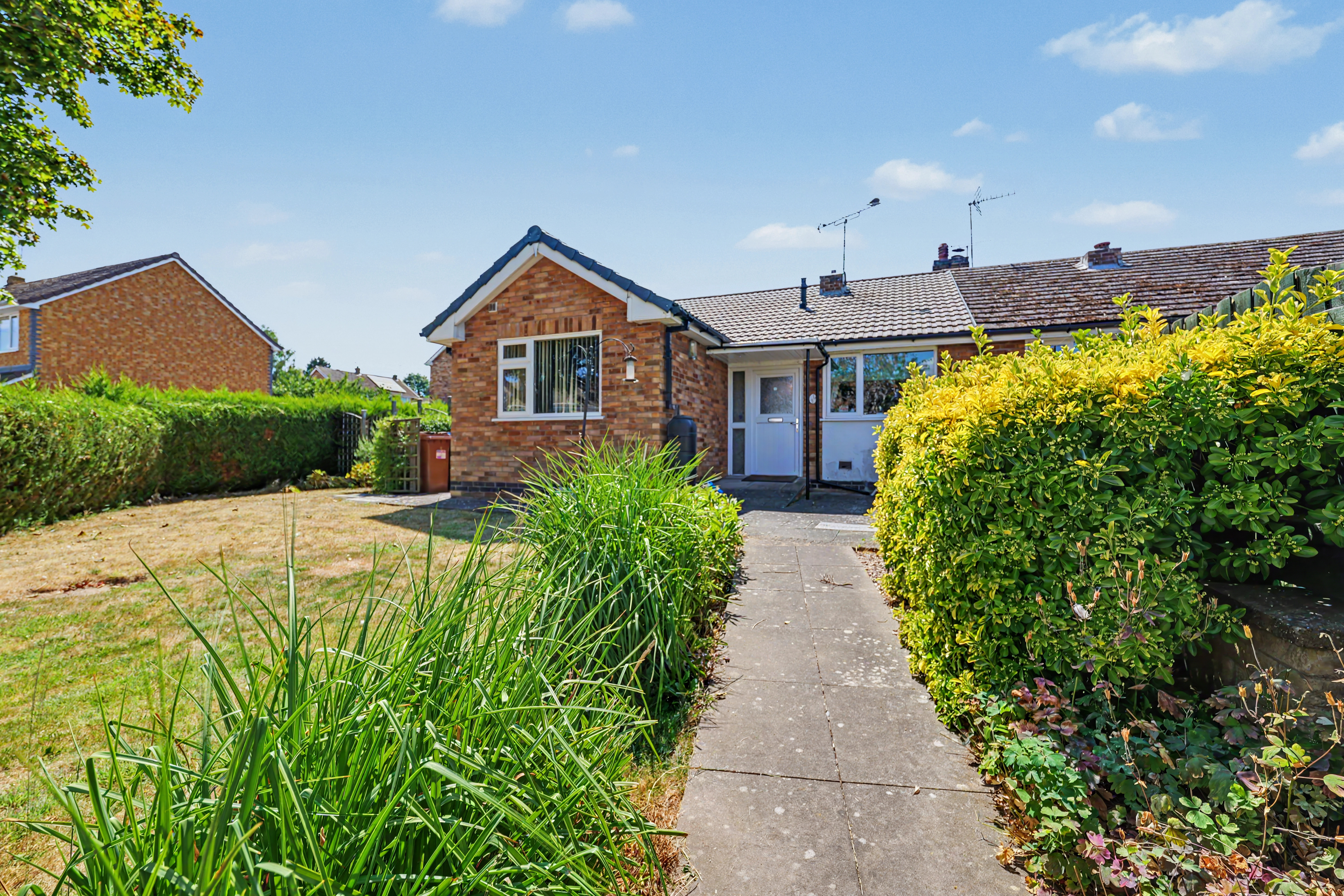 3 bedroom semi detached bungalow for sale, Roseway, Nuneaton, CV13