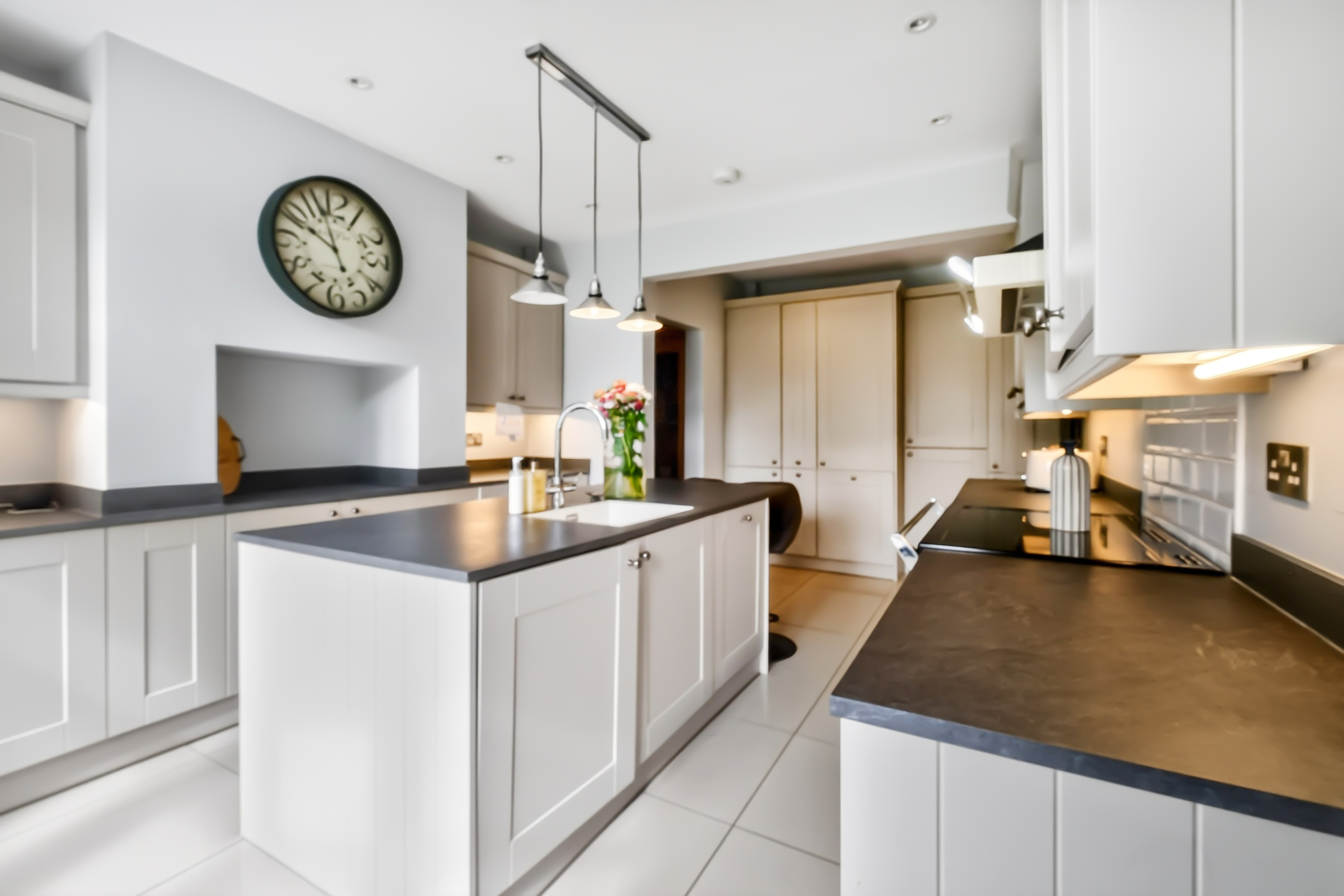 6 bedroom detached house for sale, Woodville Road, Swadlincote, DE12, photo 2