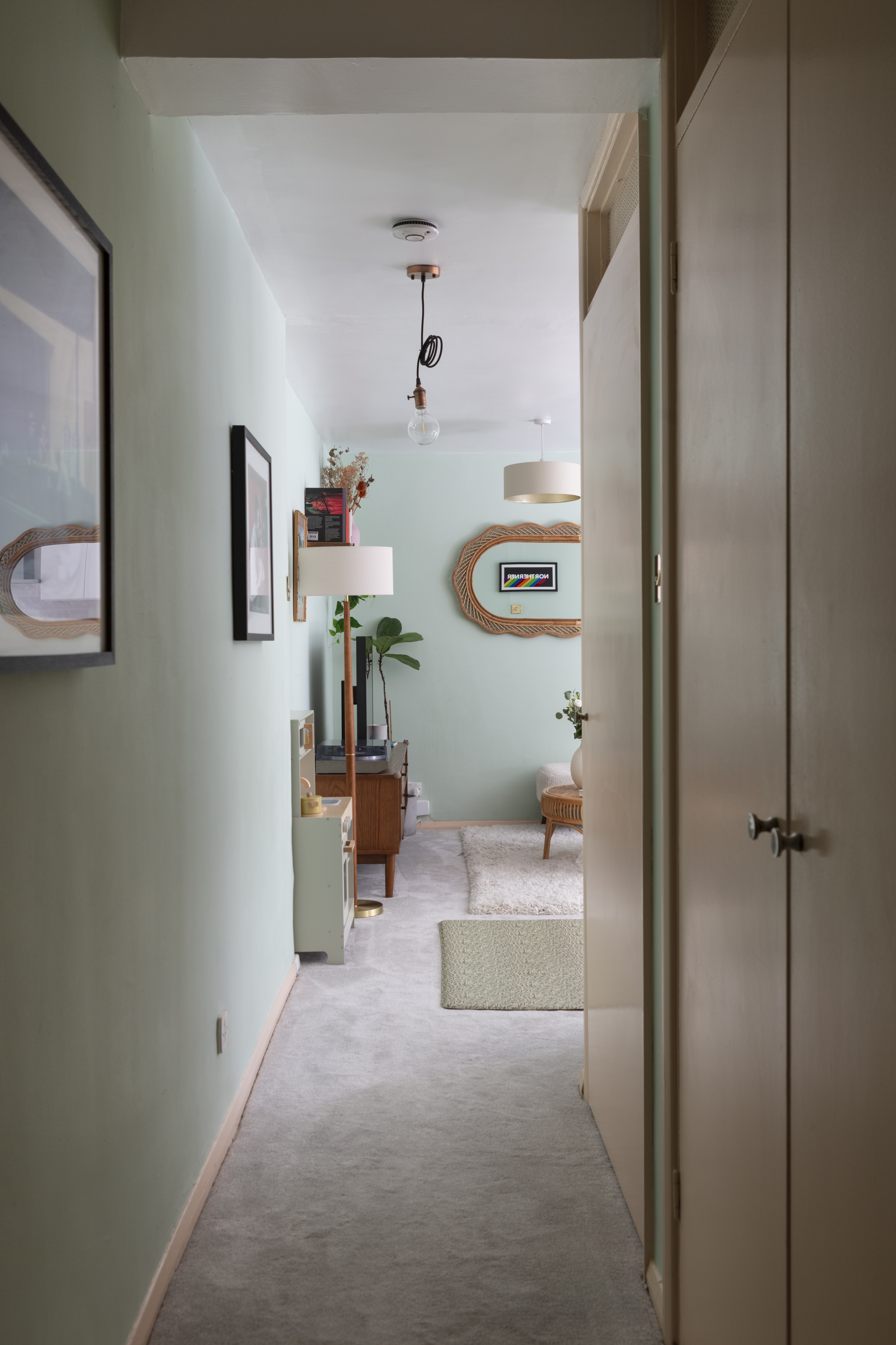 2 bedroom flat for sale, Queenswood Gardens, London, E11, photo 7 of 14