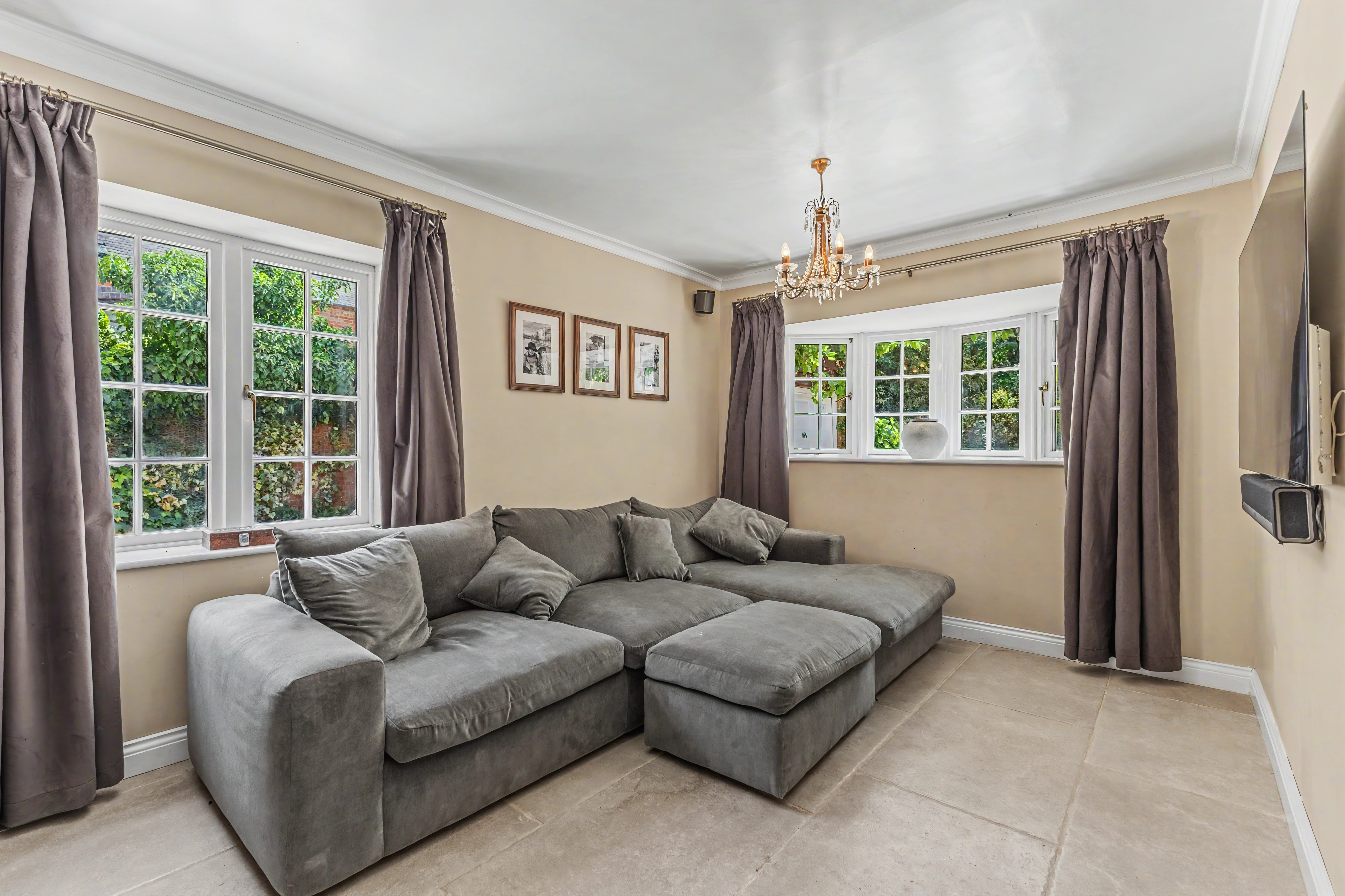 4 bedroom detached house for sale, Pedders Way Stratford Road, Warwick, CV35