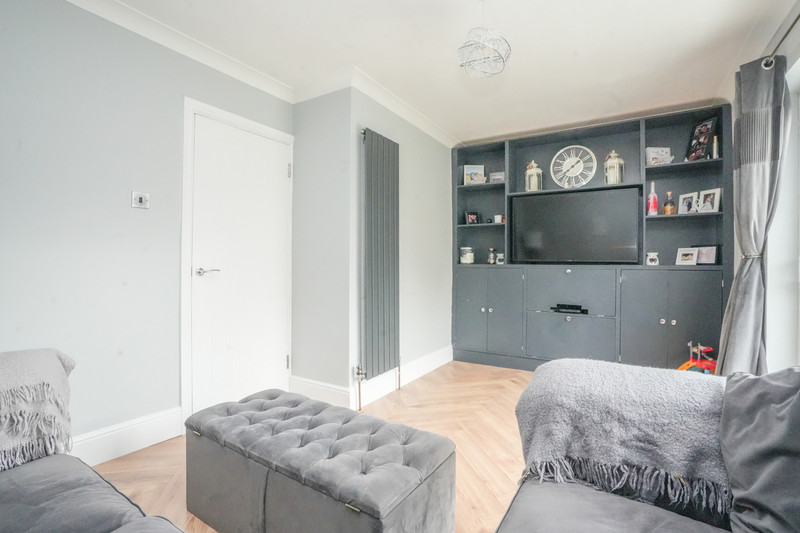 1 bedroom for sale, Beach Road, Canvey Island, SS8