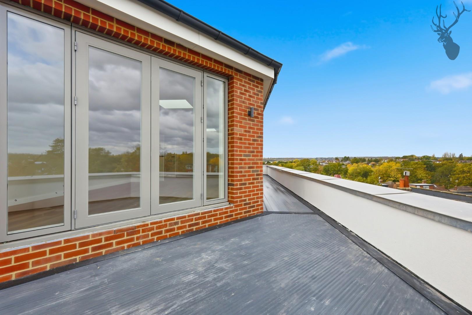 2 bedroom apartment for sale, Novella House, Chigwell, IG7, photo 13 of 15