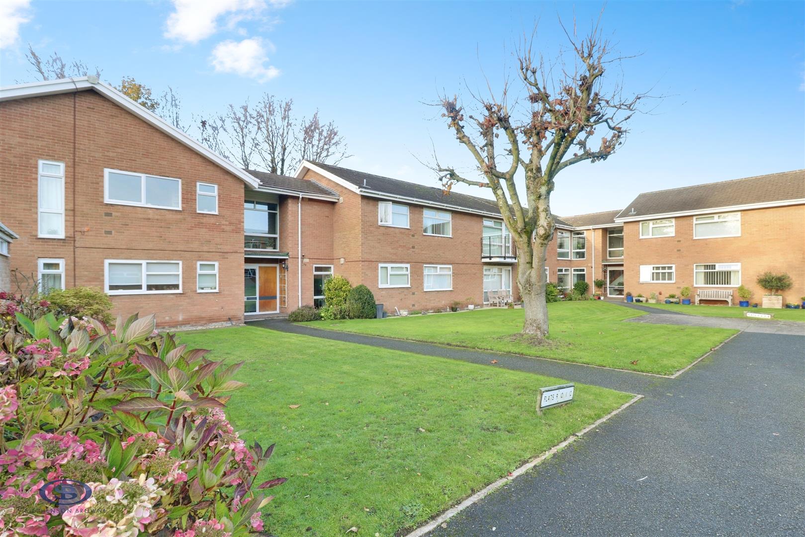 2 bedroom apartment for sale, Mere Court Sandbach Road North, Stoke-On-Trent, ST7
