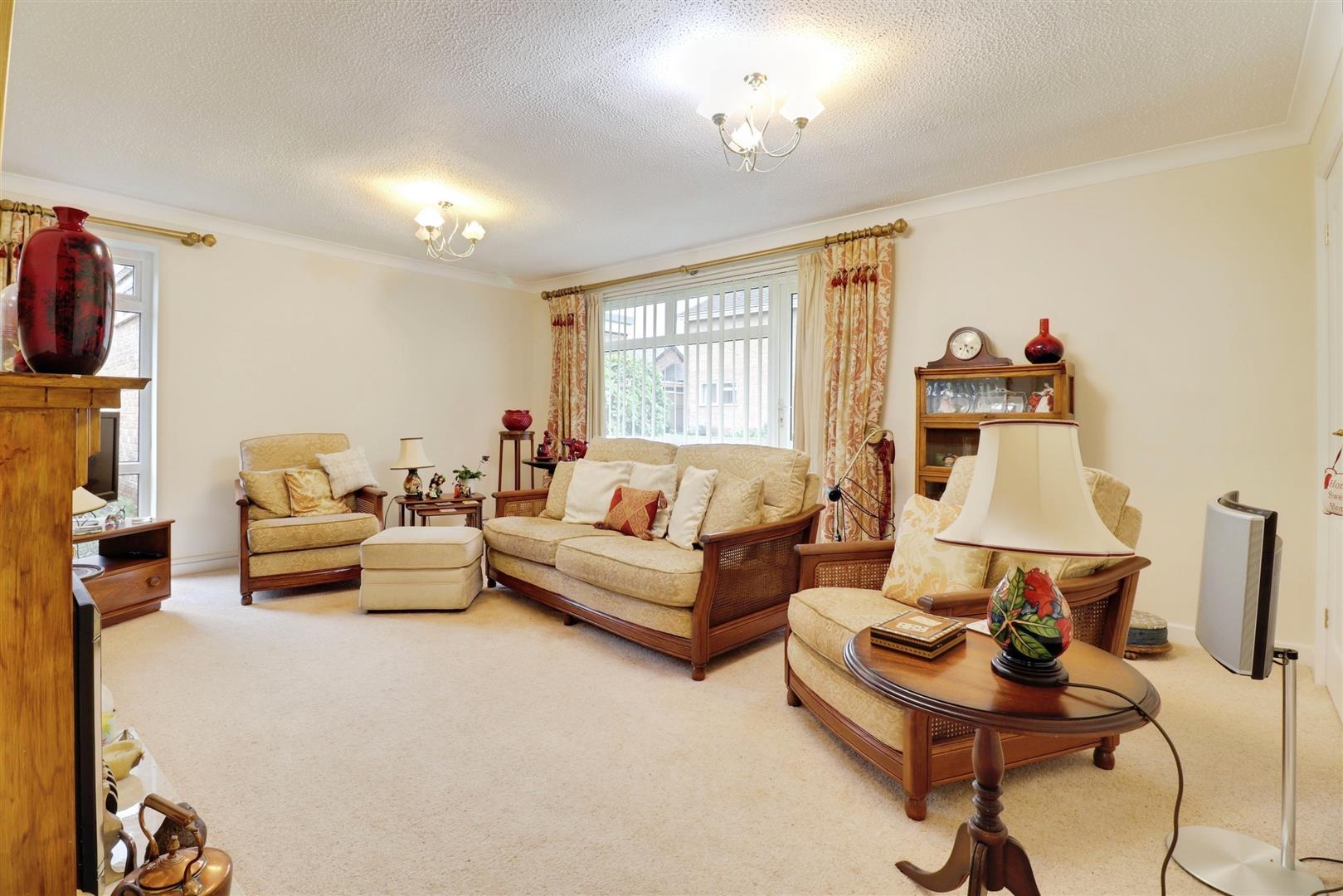 2 bedroom apartment for sale, Mere Court Sandbach Road North, Stoke-On-Trent, ST7, photo 4