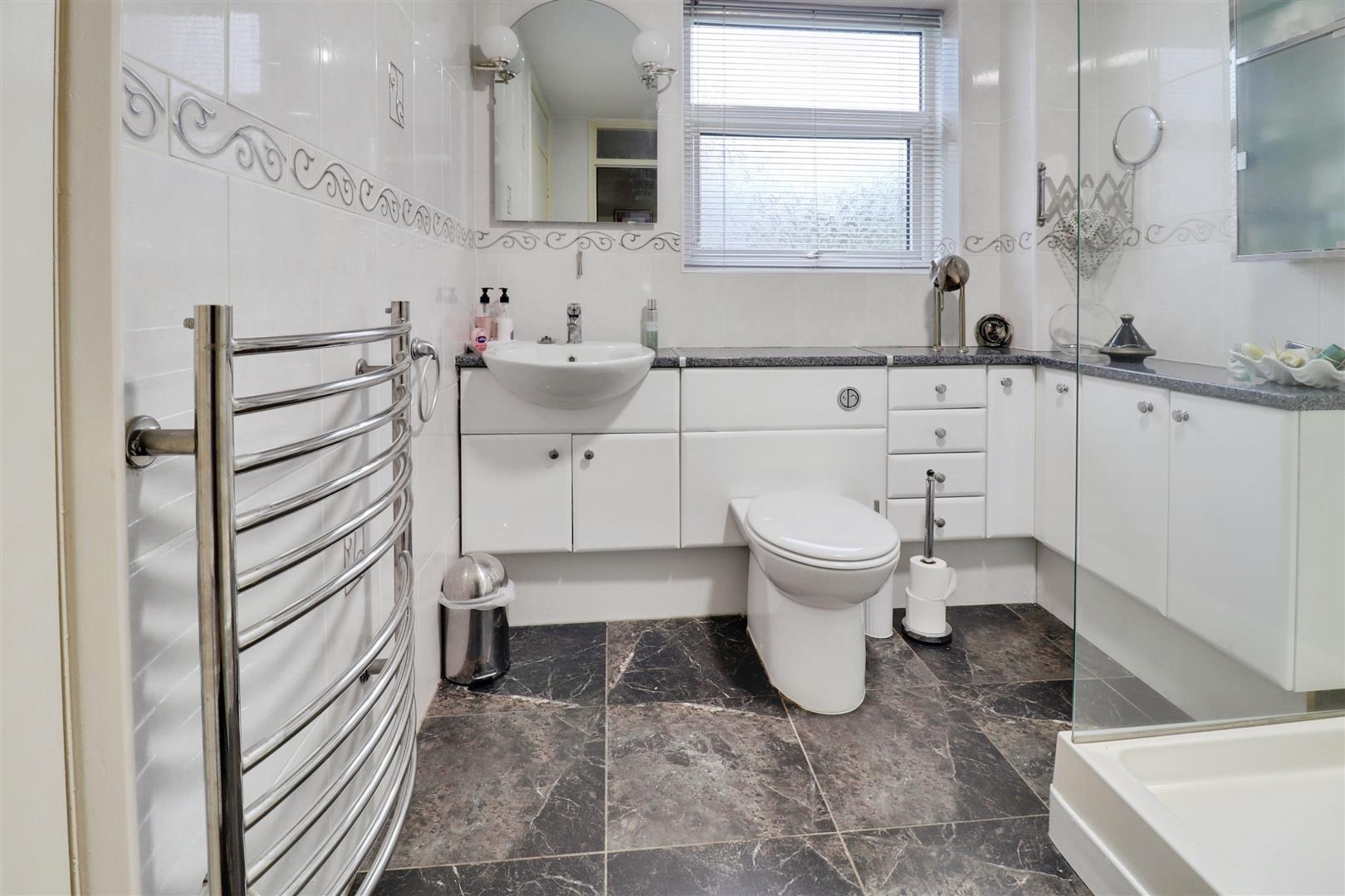 2 bedroom apartment for sale, Mere Court Sandbach Road North, Stoke-On-Trent, ST7, photo 9 of 16