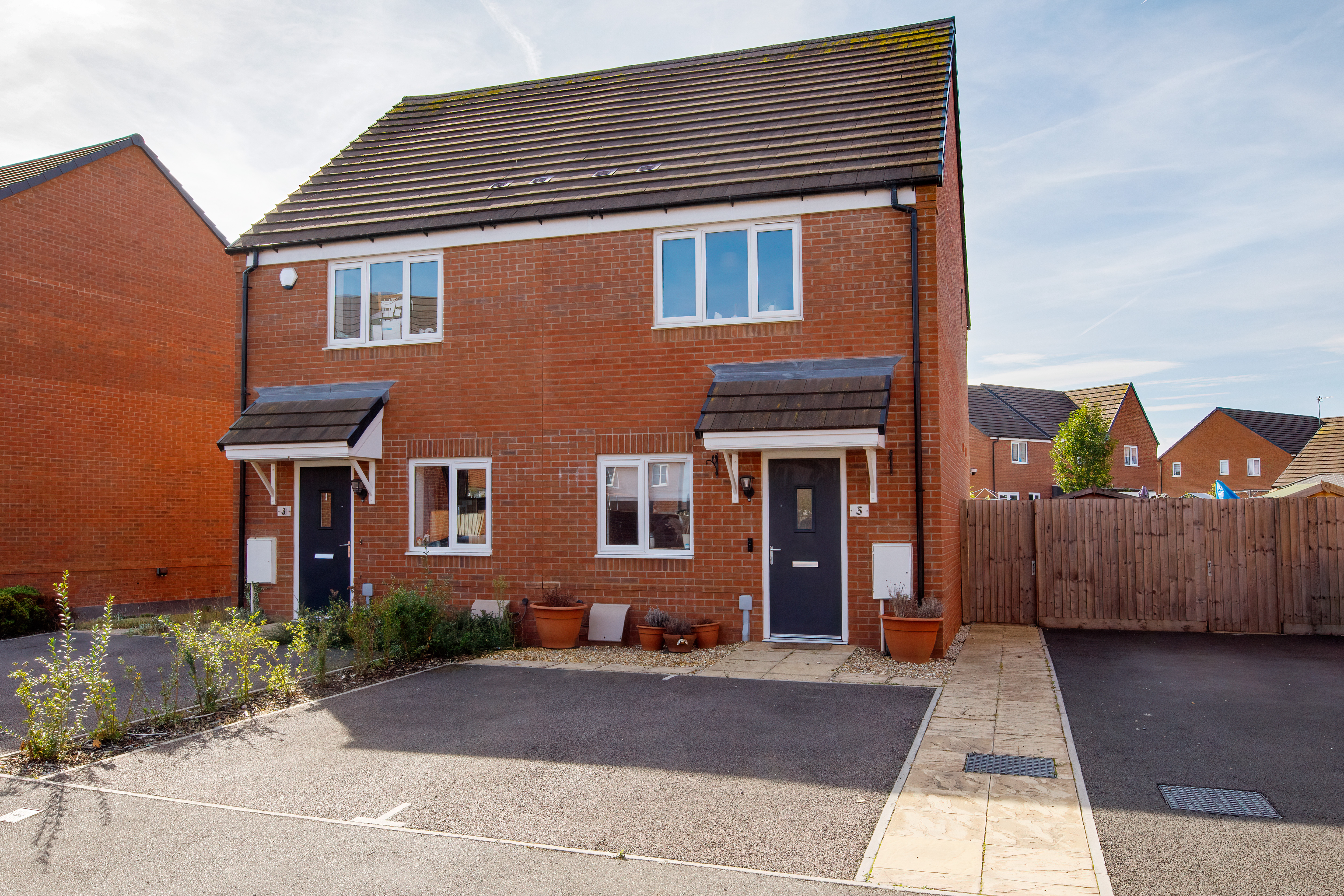 2 bedroom semi detached house for sale, Upperfield Road, Warwick, CV34