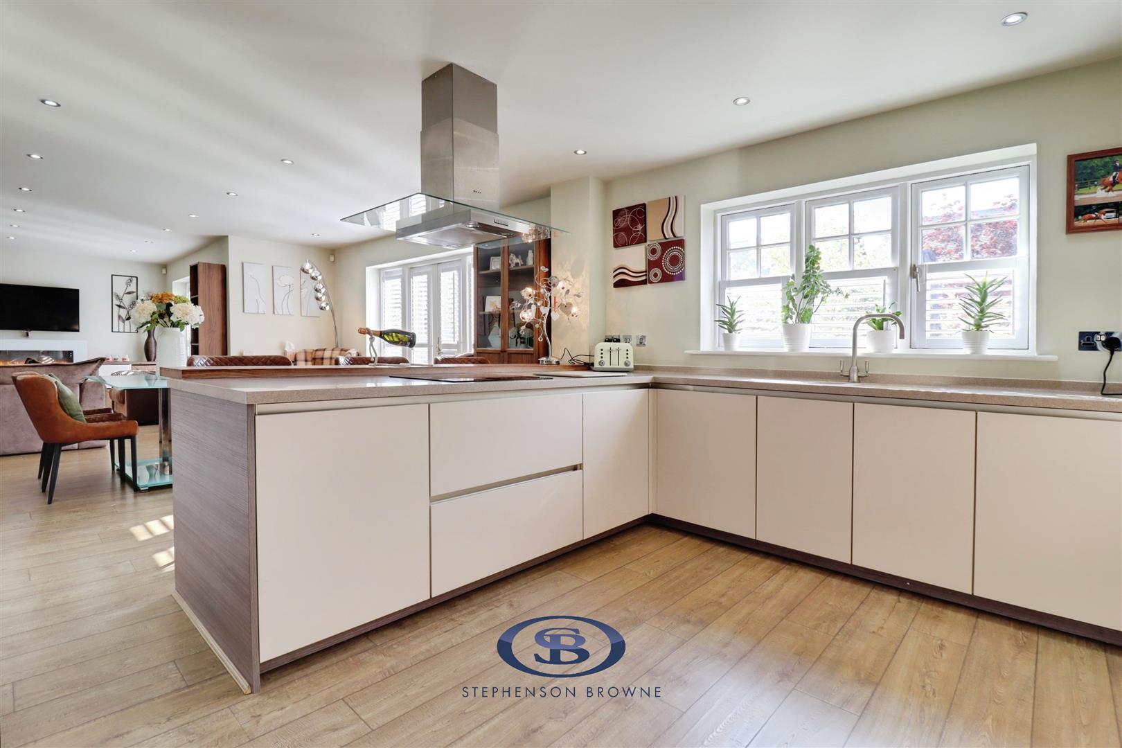 4 bedroom house for sale, Meadowside, Sandbach, CW11, photo 12 of 20