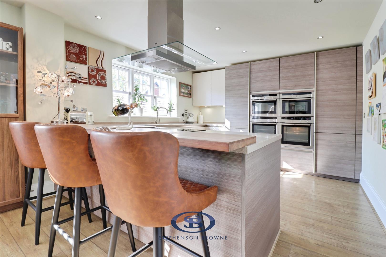 4 bedroom house for sale, Meadowside, Sandbach, CW11, photo 13 of 20