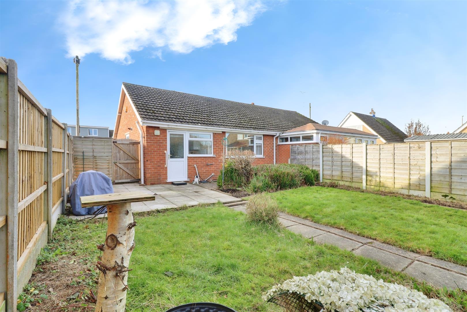 2 bedroom house for sale, Delves Close, Crewe, CW2, photo 19 of 20