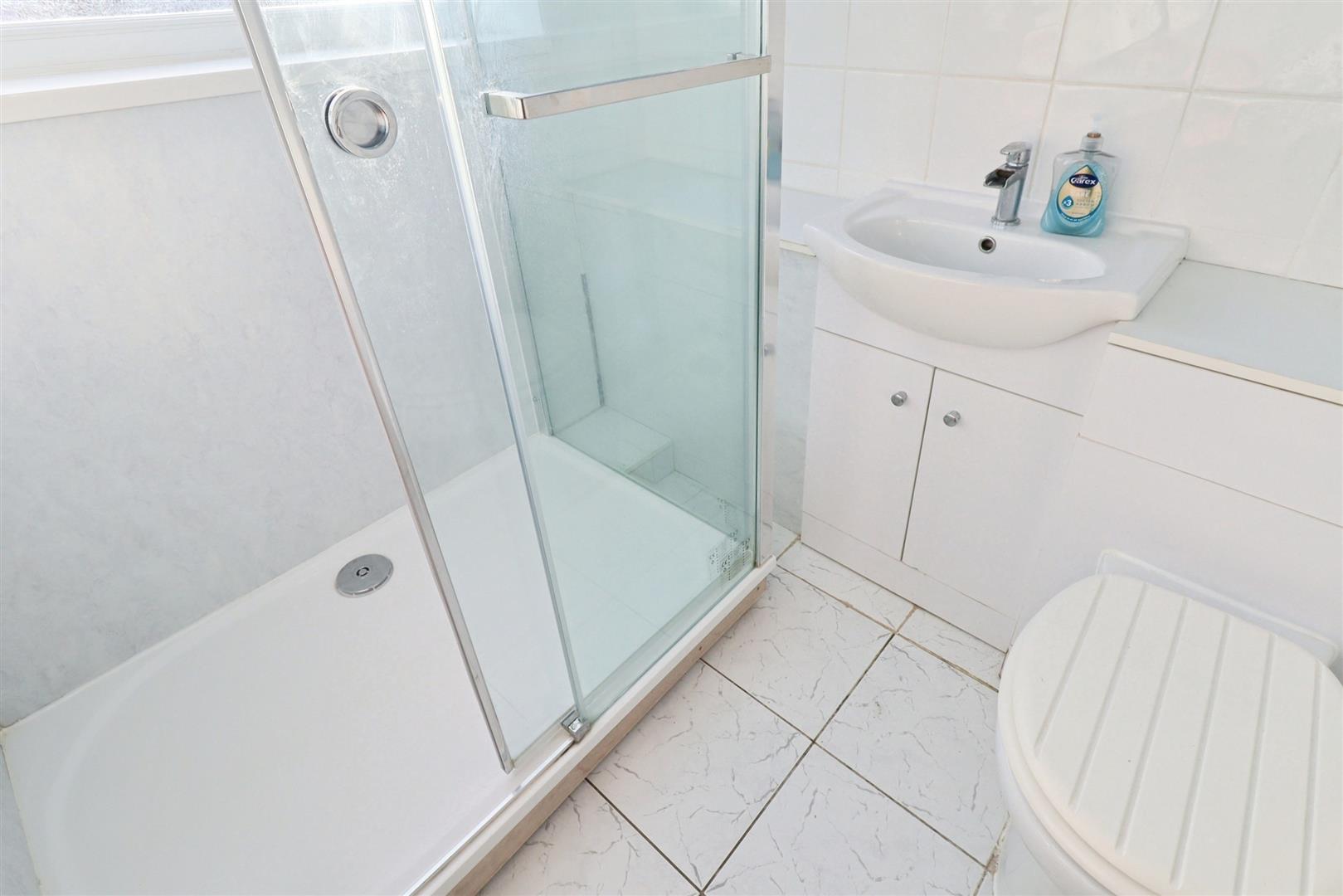 2 bedroom house for sale, Delves Close, Crewe, CW2, photo 9 of 20