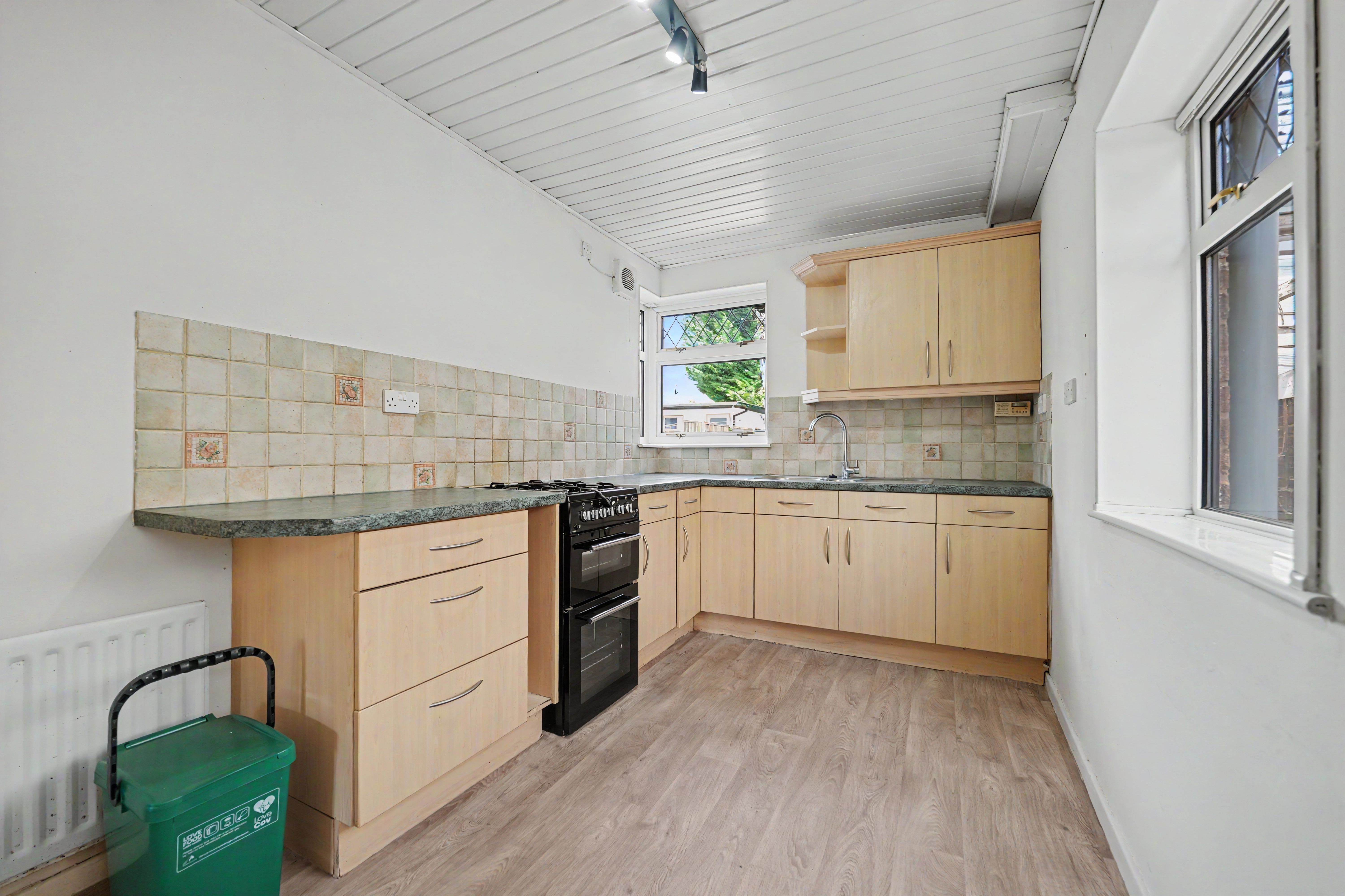 3 bedroom semi detached house for sale, Ivybridge Road, Coventry, CV3