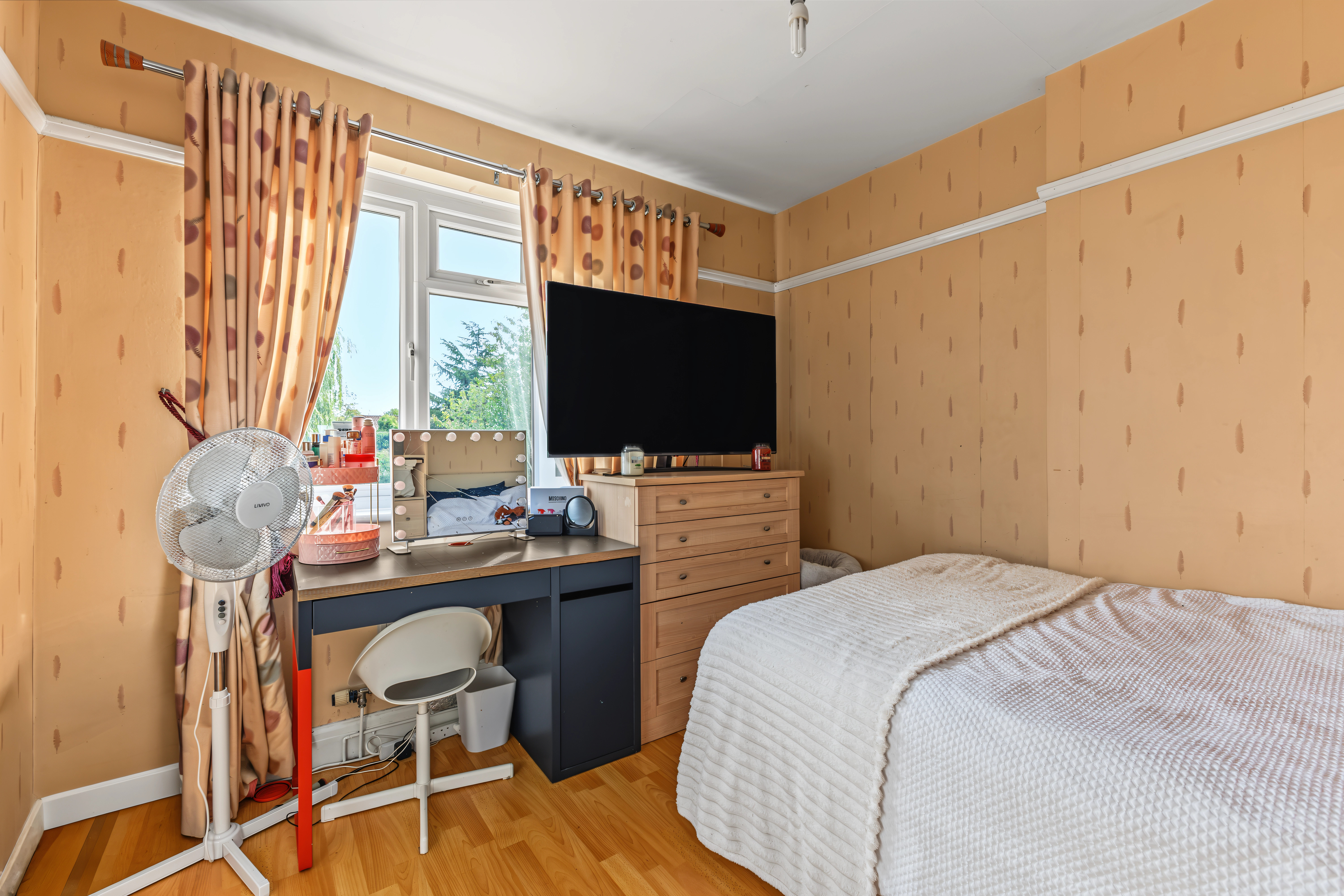 4 bedroom detached house for sale, Cheltenham Road, Evesham, WR11