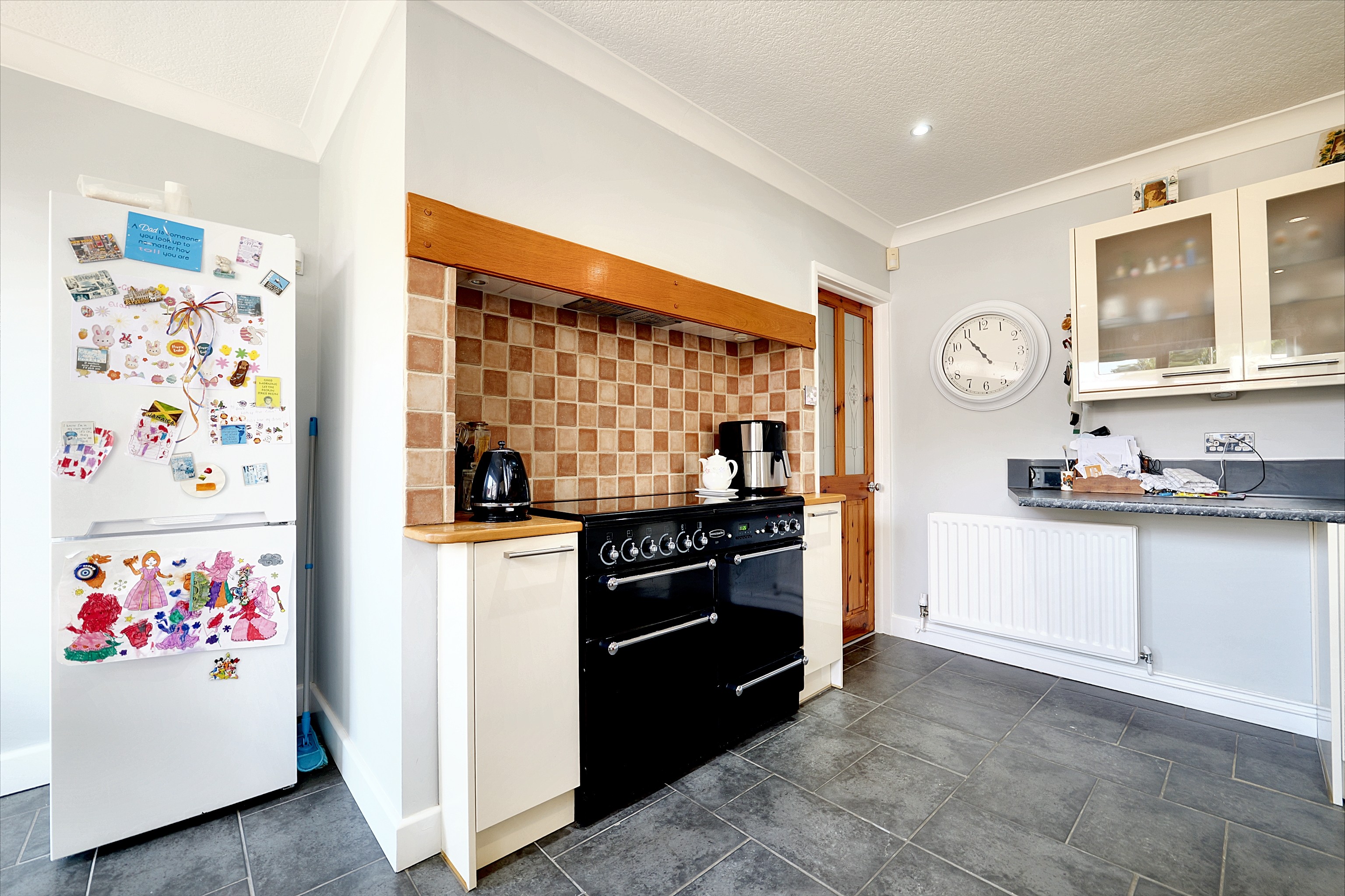 3 bedroom detached bungalow for sale, Blaby Road, Leicester, LE19