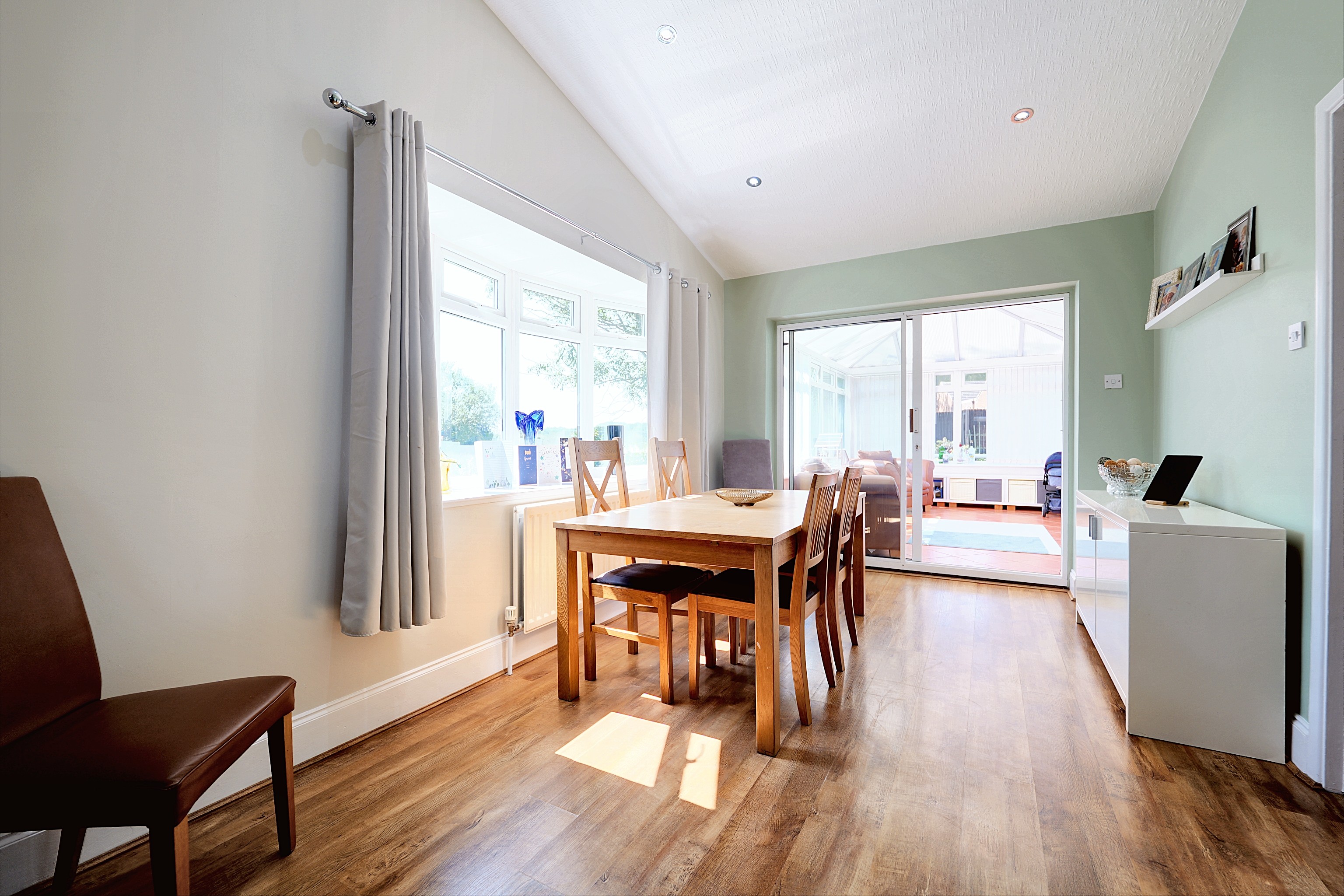 3 bedroom detached bungalow for sale, Blaby Road, Leicester, LE19