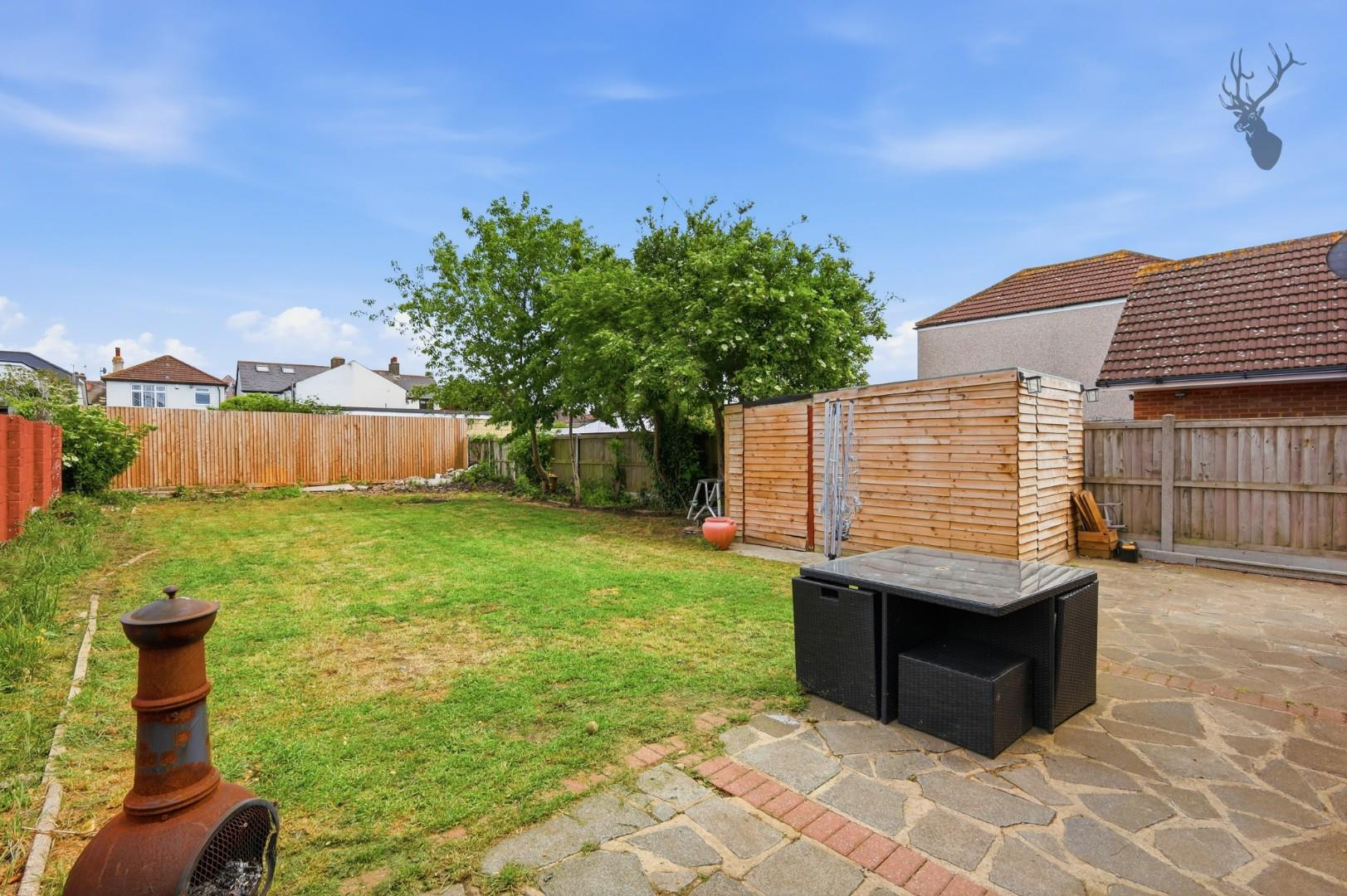 5 bedroom detached bungalow for sale, Briscoe Road, Rainham, RM13, photo 18 of 20