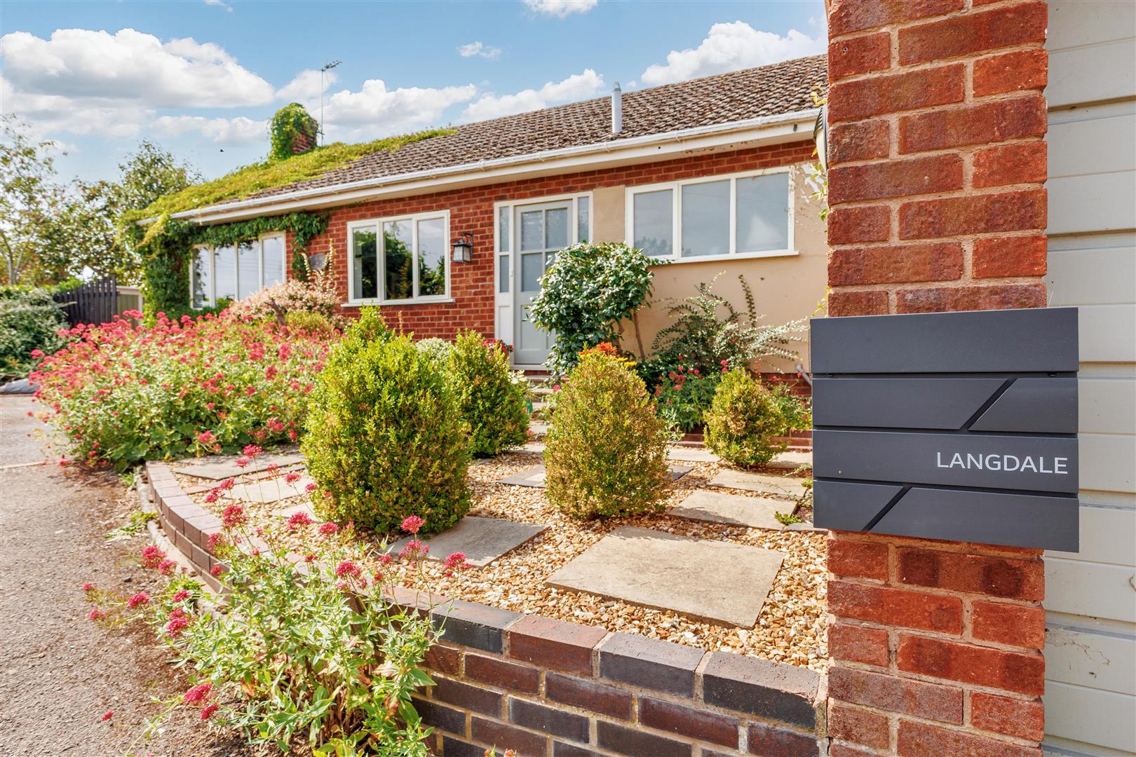 3 bedroom detached bungalow for sale, Langdale Upper Street, Worcester, WR8
