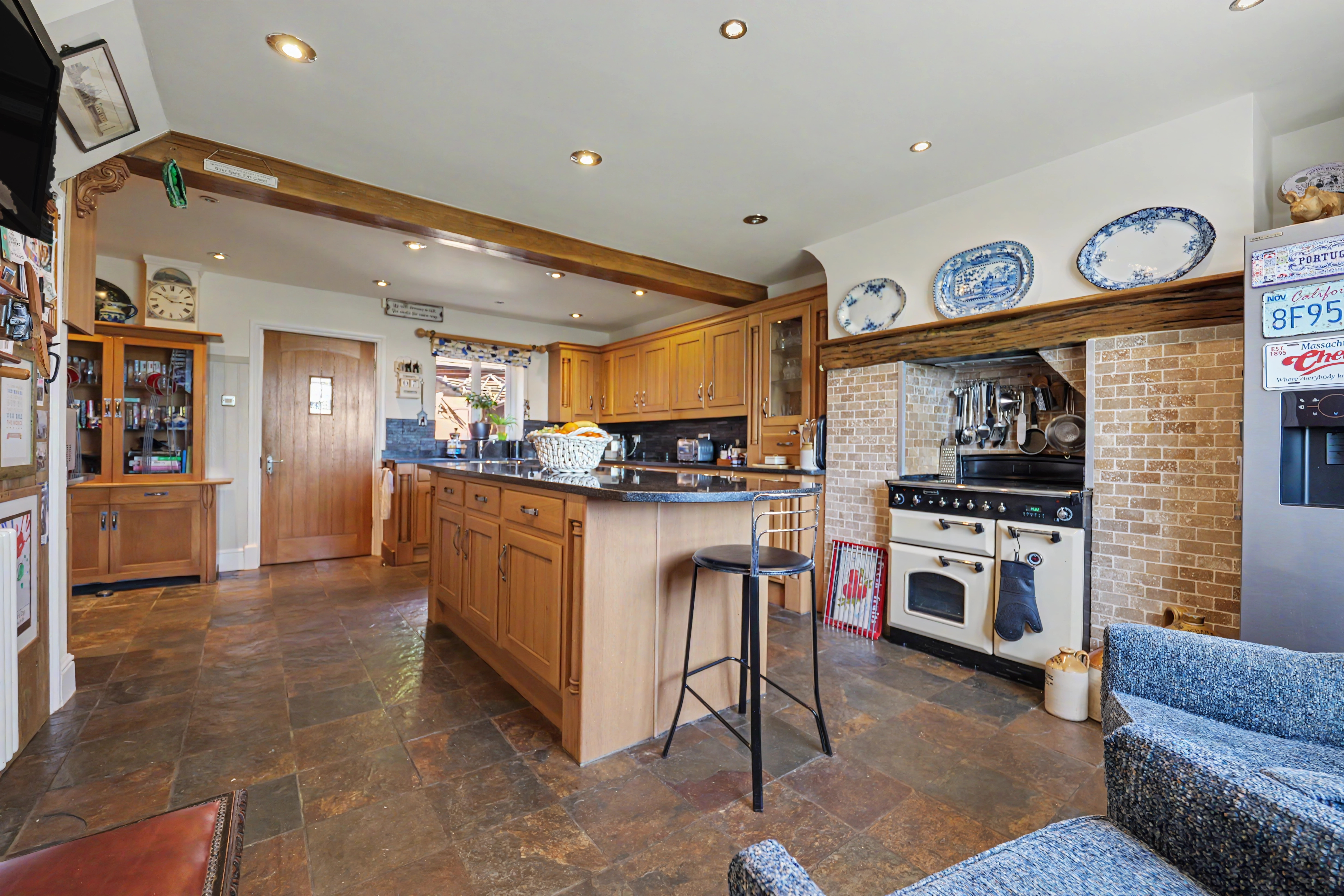 4 bedroom house for sale, Hill View Bosworth Road, Lutterworth, LE17