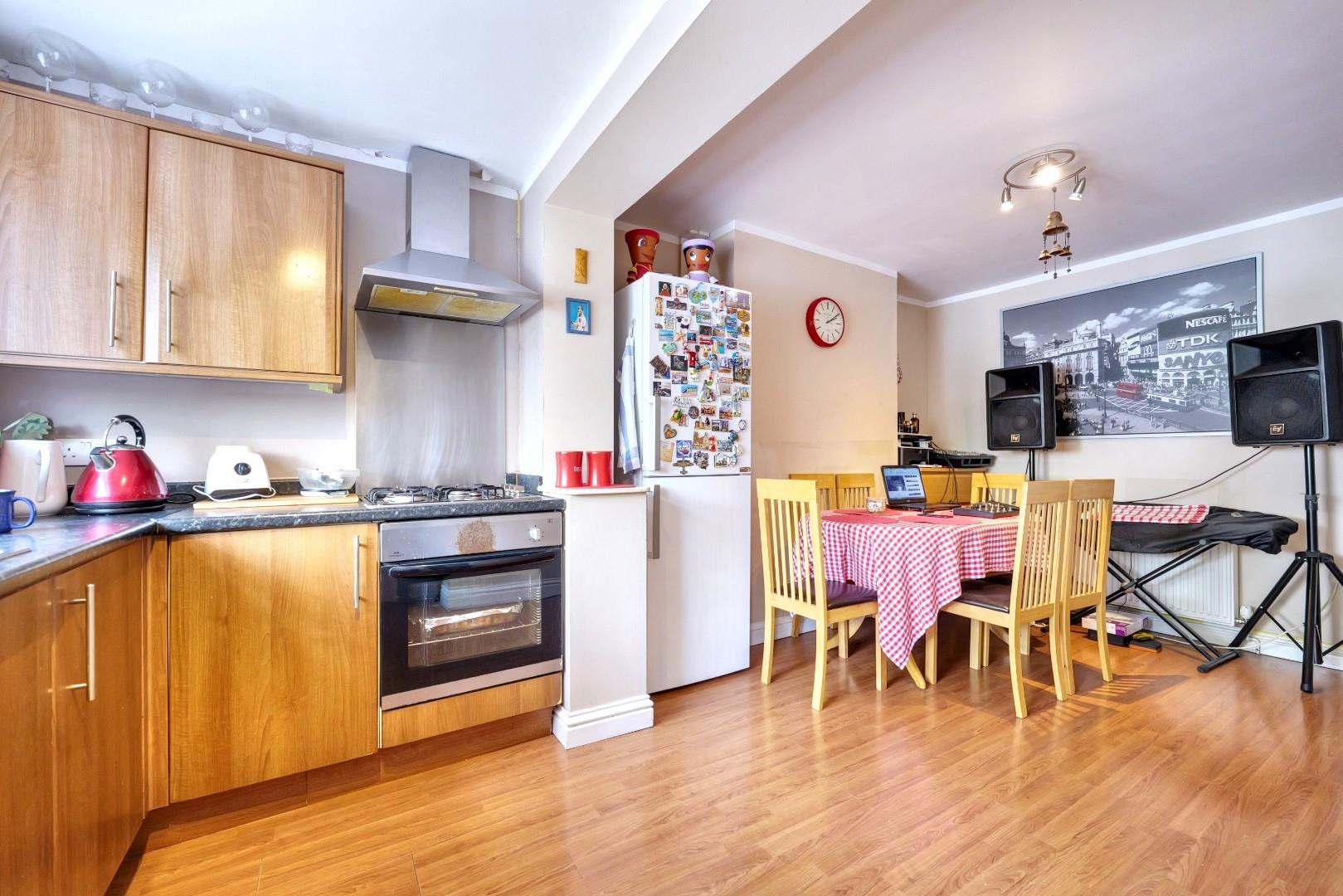 2 bedroom end of terrace house for sale, Kirkdale Avenue, Coventry, CV6