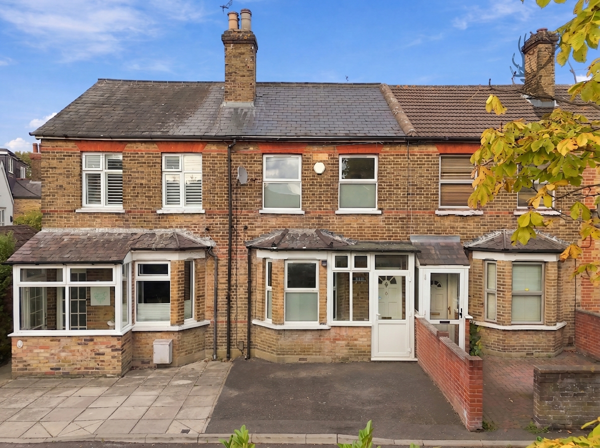 2 bedroom terraced house for sale, Beech Lane, Buckhurst Hill, IG9