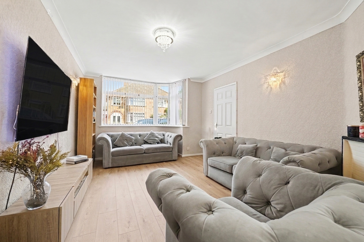 3 bedroom semi detached house for sale, Staplehurst Avenue, Leicester, LE3
