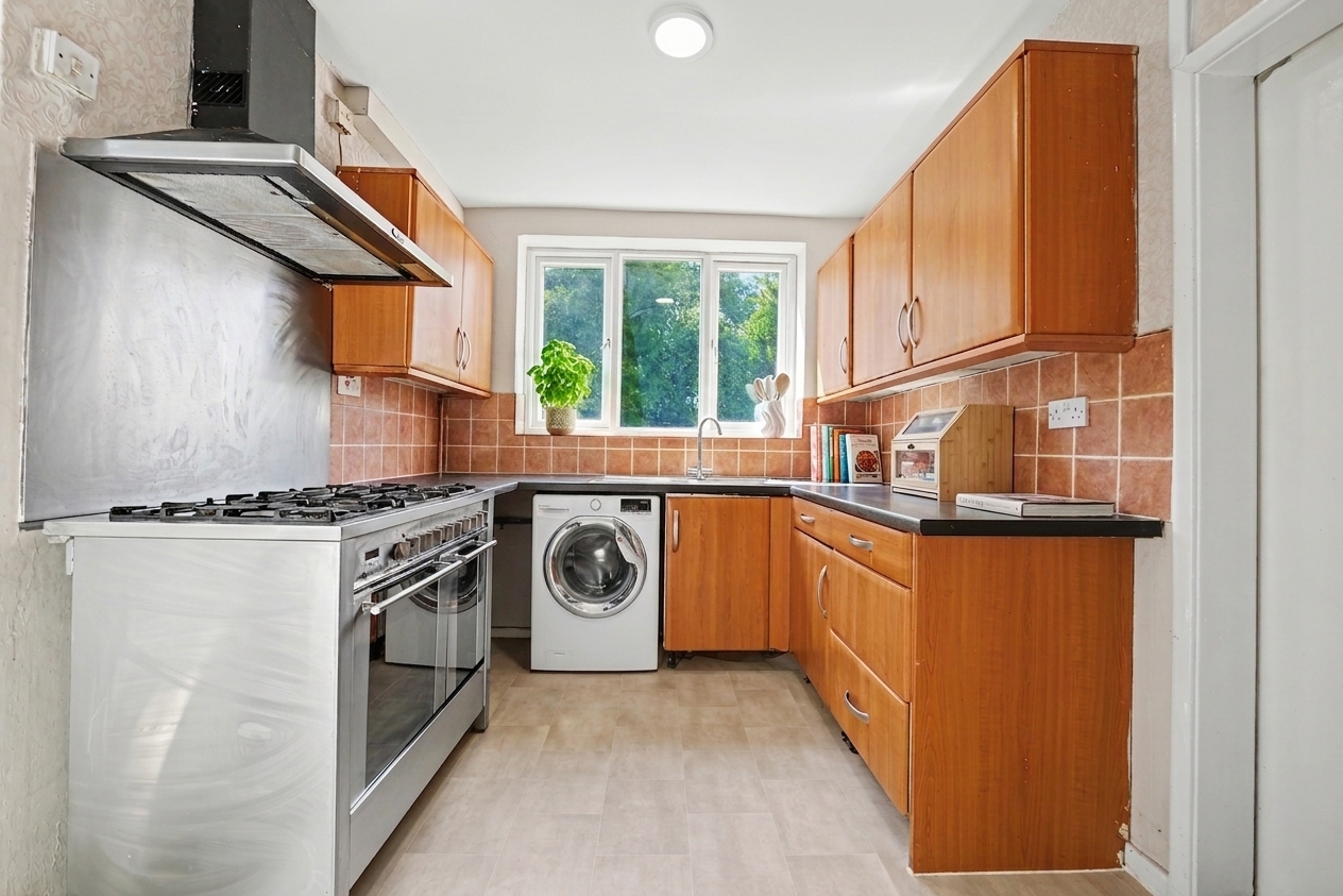 3 bedroom semi detached house for sale, Staplehurst Avenue, Leicester, LE3