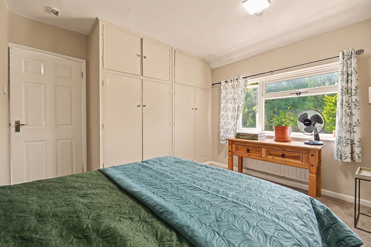3 bedroom semi detached house for sale, Staplehurst Avenue, Leicester, LE3