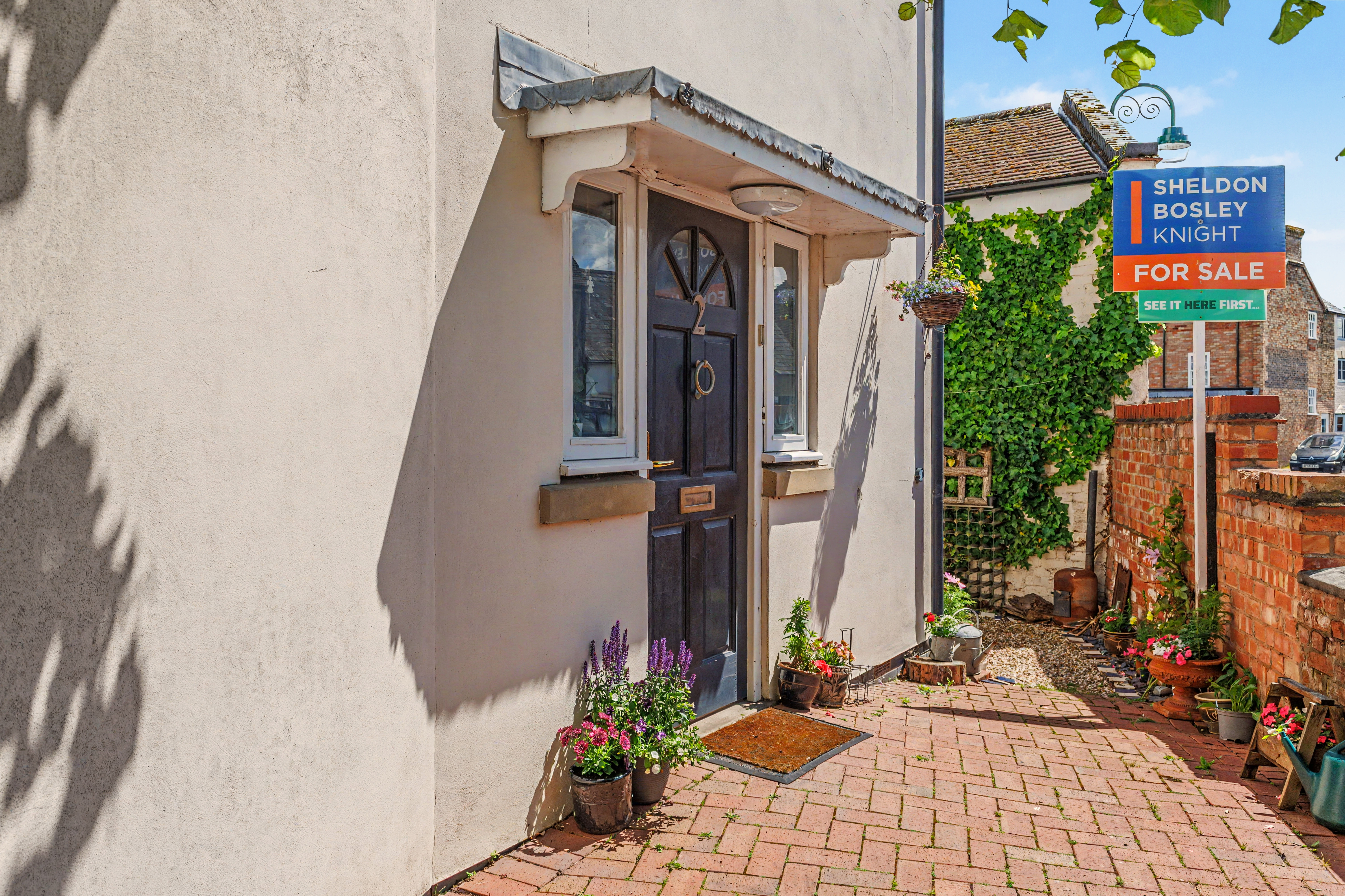 4 bedroom semi detached house for sale, The Old Stores Court Banbury Street, Warwick, CV35