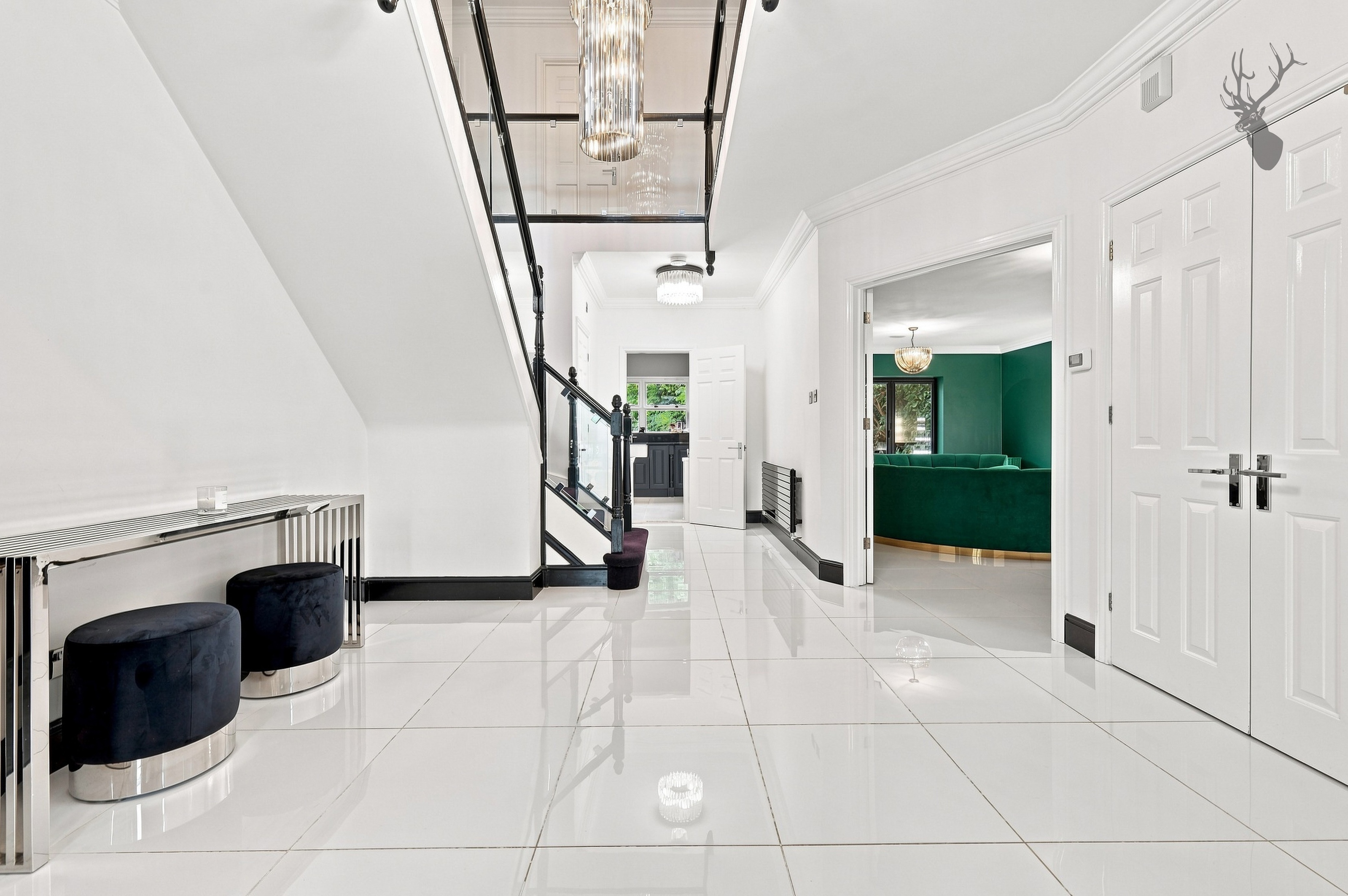 5 bedroom detached house for sale, Richmond Park, Loughton, IG10, photo 9 of 20