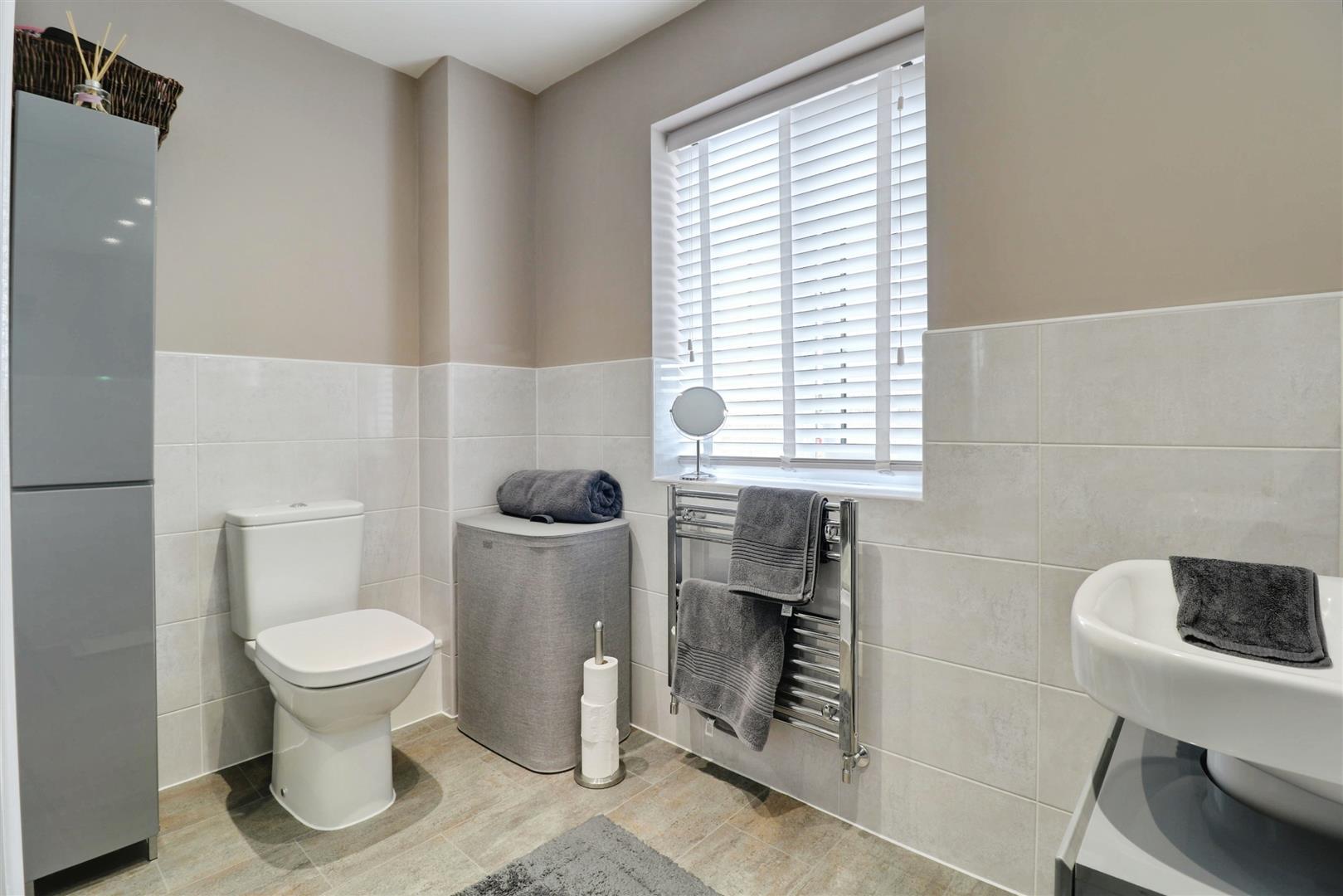 4 bedroom house for sale, Frank Mayer Road, Stoke-On-Trent, ST7, photo 13 of 20