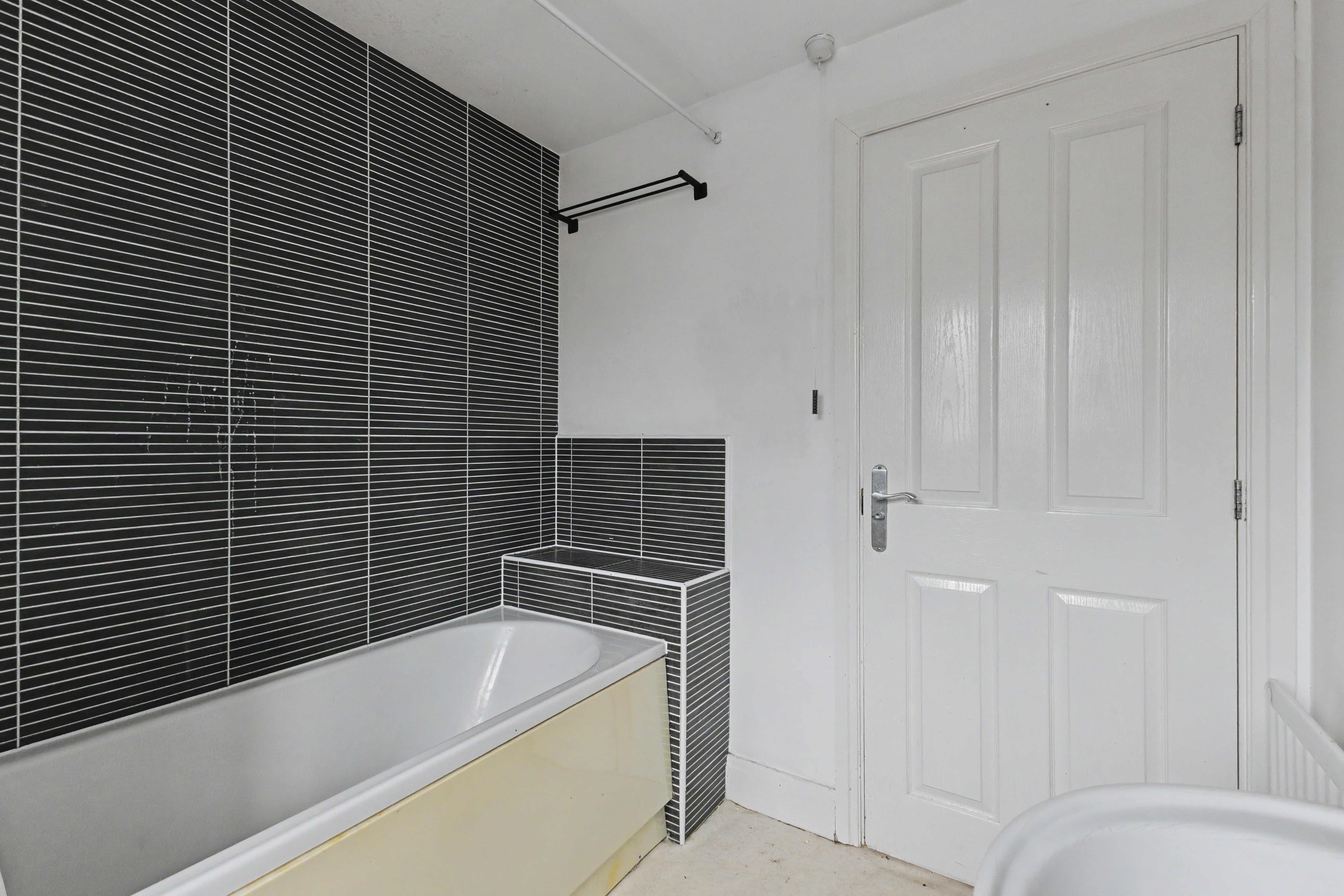 3 bedroom detached house for sale, Robins Corner, Evesham, WR11