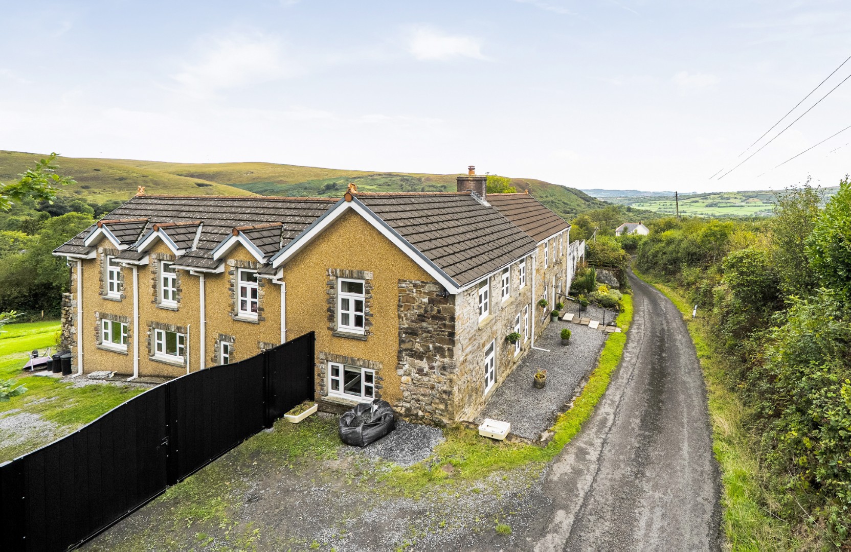 4 bedroom detached house for sale, Tynewydd House Grenig Road, Ammanford, SA18