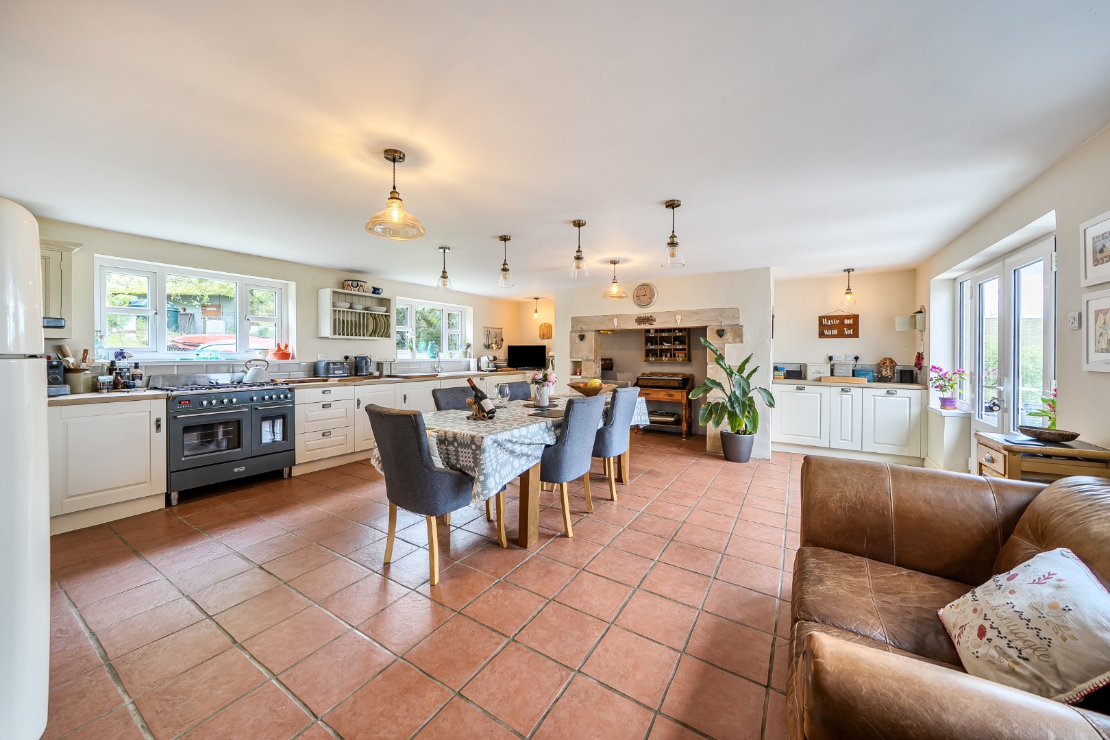 4 bedroom detached house for sale, Tynewydd House Grenig Road, Ammanford, SA18