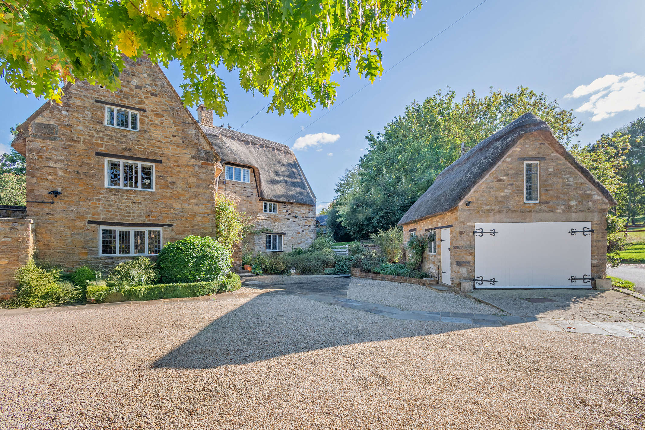 4 bedroom detached house for sale, Grove End, Banbury, OX15