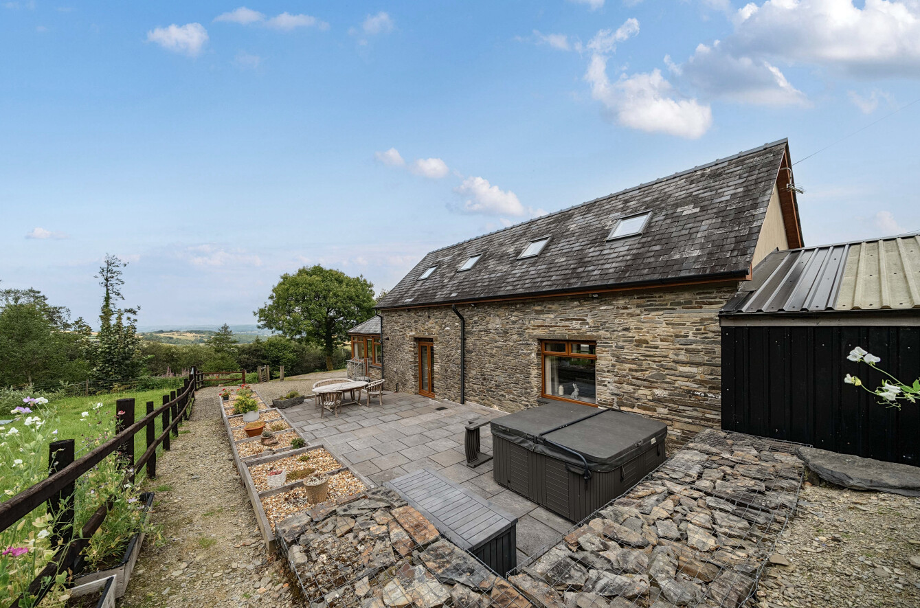 4 bedroom detached house for sale, Frowen, Lampeter, SA48
