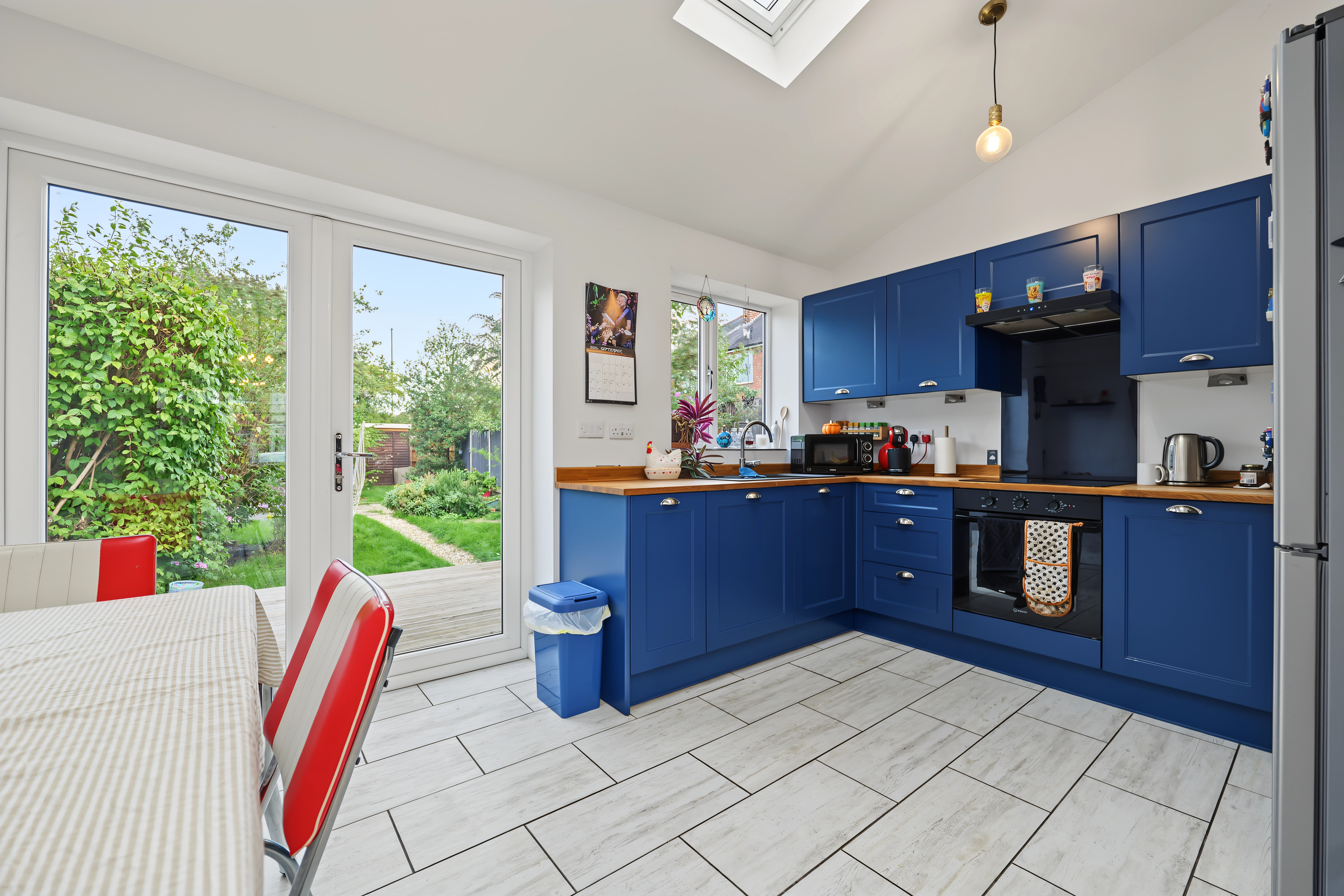 3 bedroom semi detached house for sale, Woodlands Drive, Loughborough, LE11