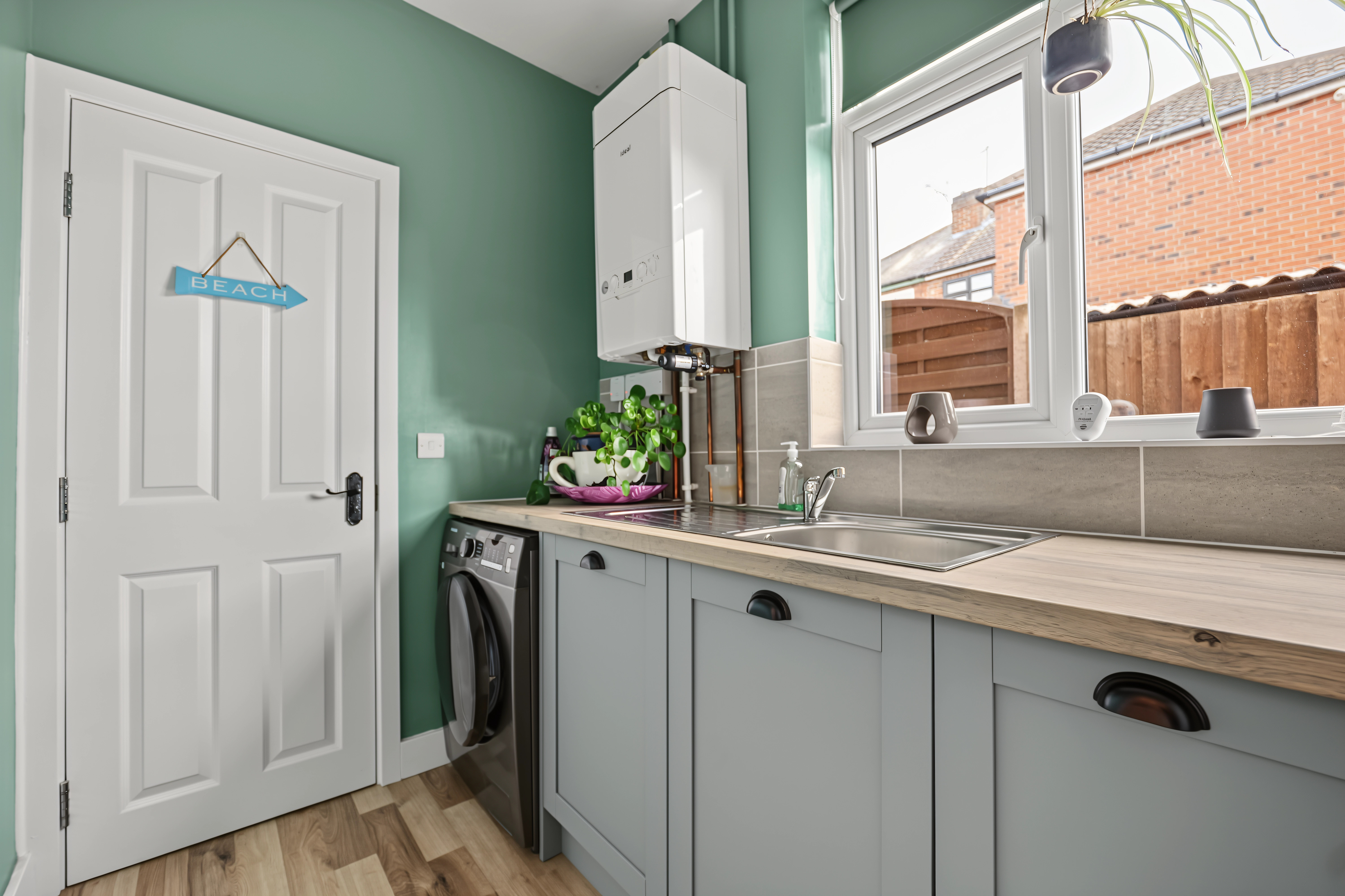 3 bedroom semi detached house for sale, Woodlands Drive, Loughborough, LE11