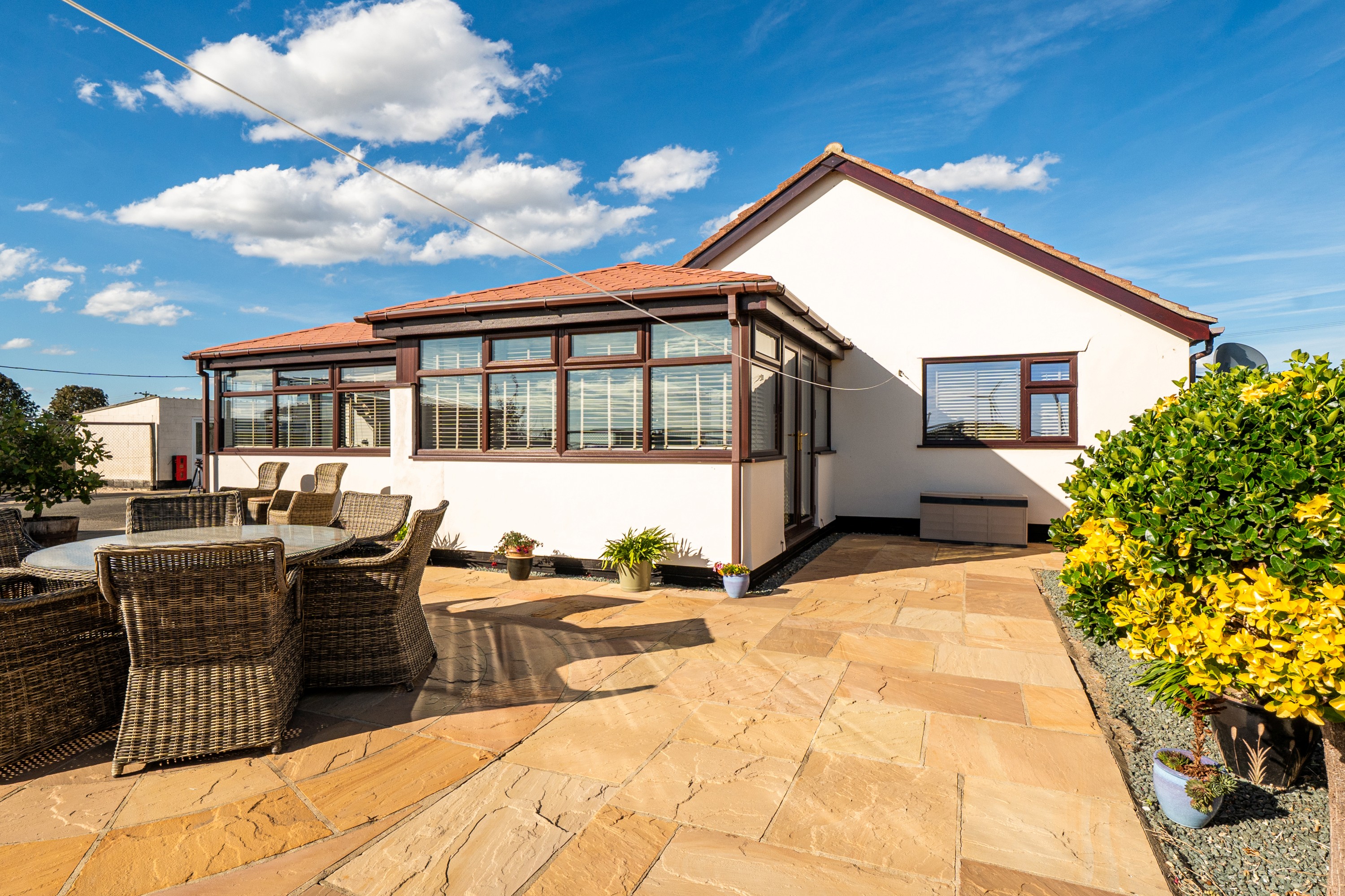 2 bedroom detached bungalow for sale, Quakers Drove, Peterborough, PE7