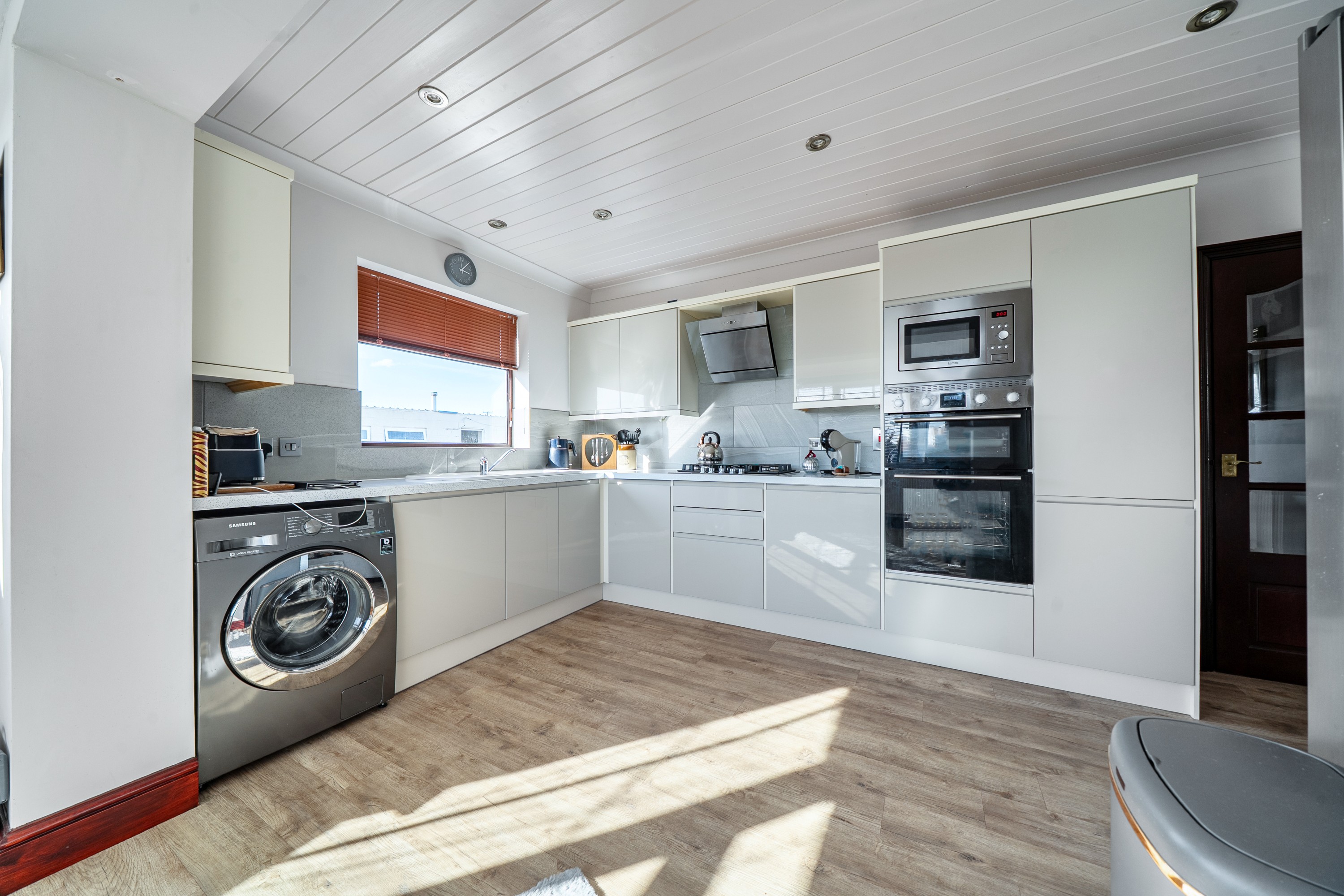 2 bedroom detached bungalow for sale, Quakers Drove, Peterborough, PE7