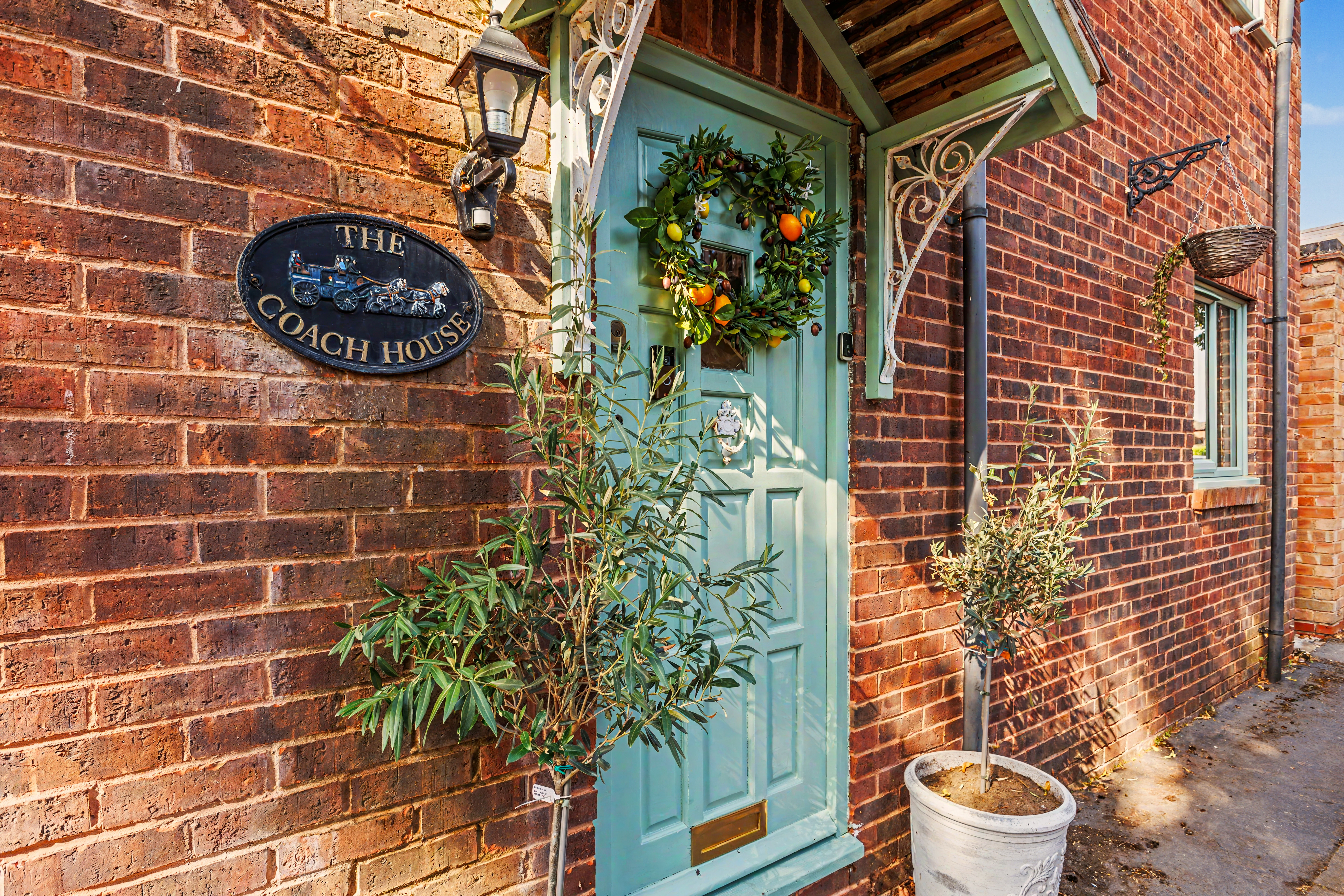 3 bedroom terraced house for sale, Coach House Carters Lane, Stratford-Upon-Avon, CV37