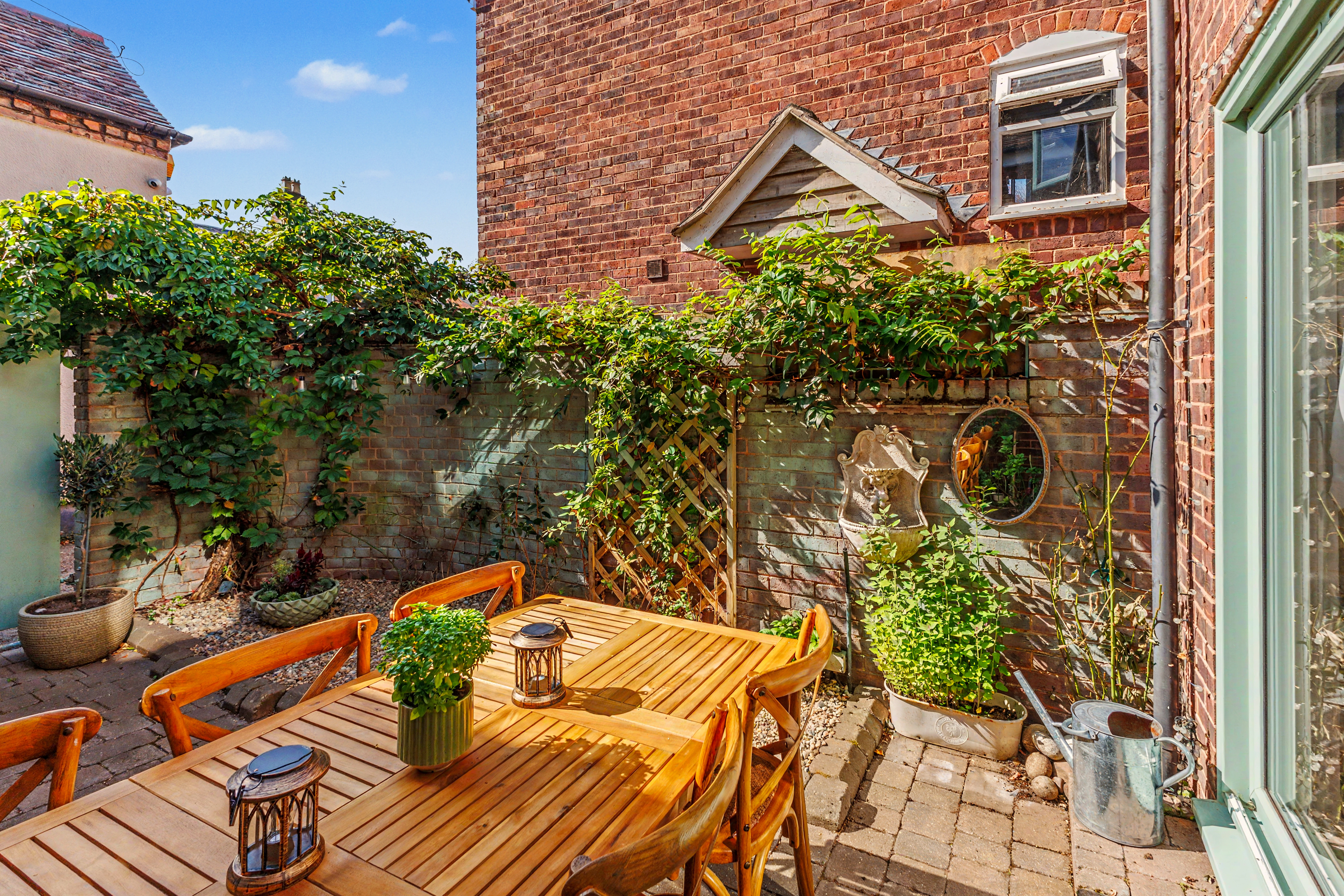 3 bedroom terraced house for sale, Coach House Carters Lane, Stratford-Upon-Avon, CV37