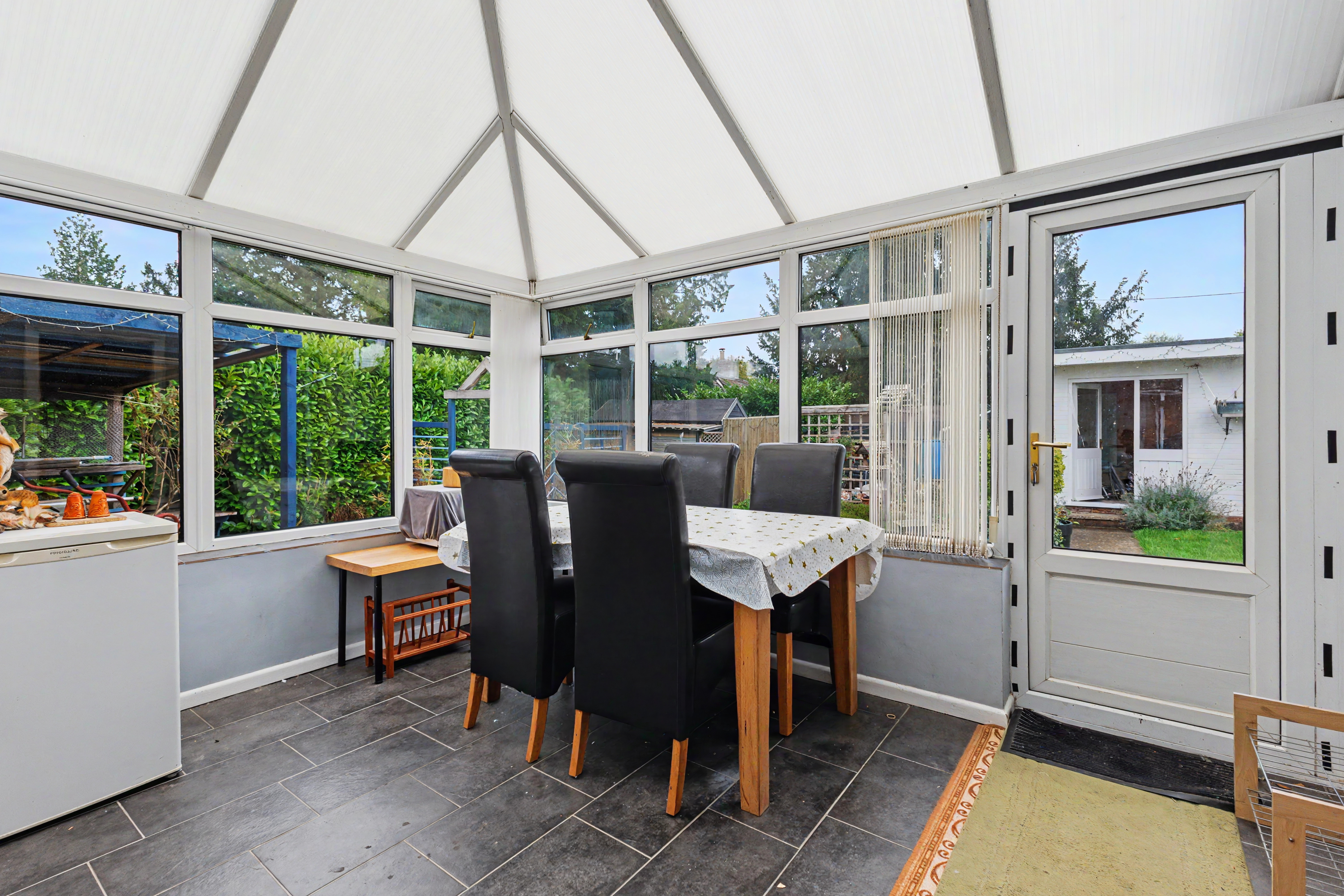 2 bedroom detached bungalow for sale, Chestnut Close, Evesham, WR11