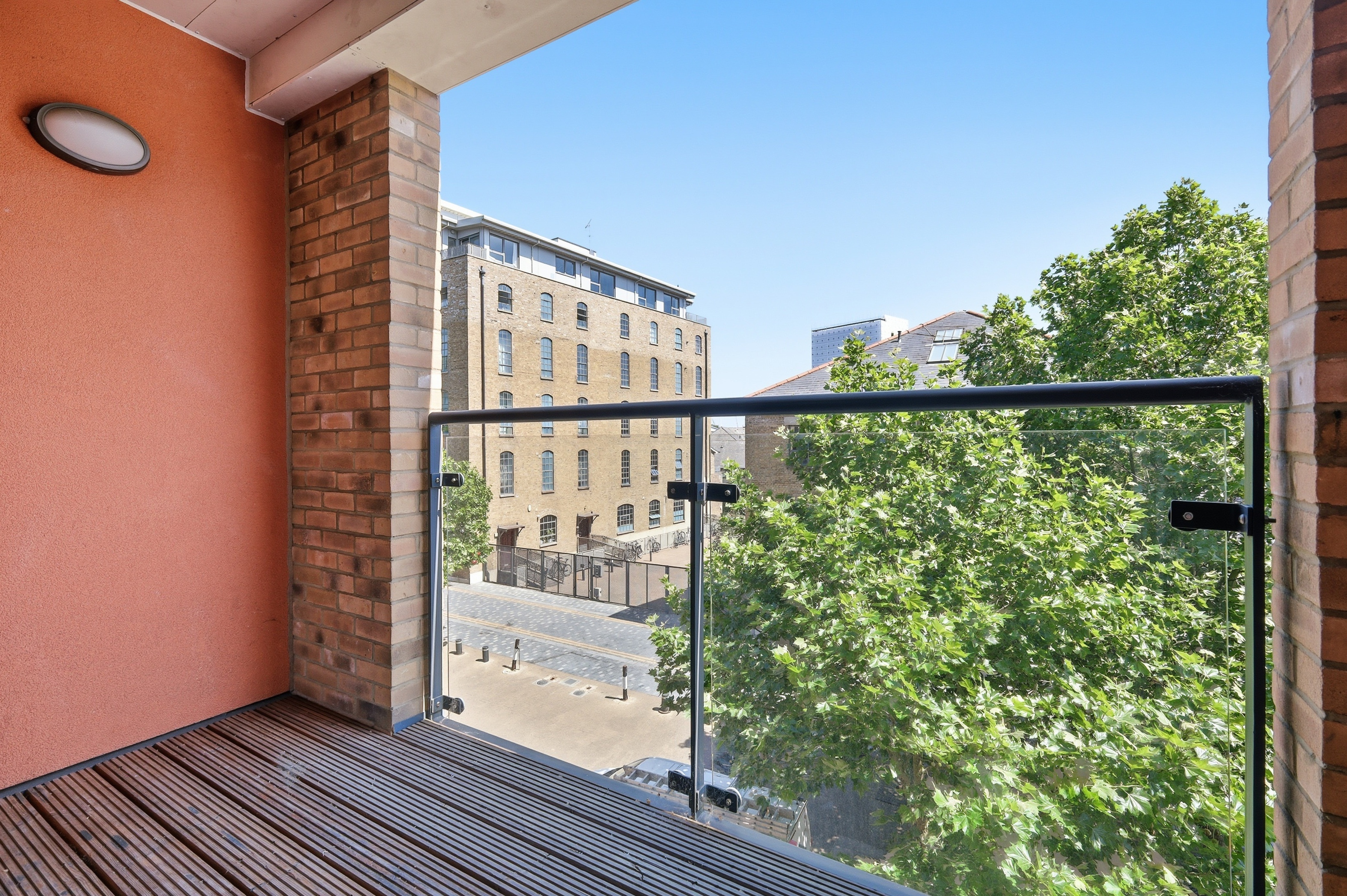 1 bedroom flat for sale, Cyan Apartments, London, E3, photo 2