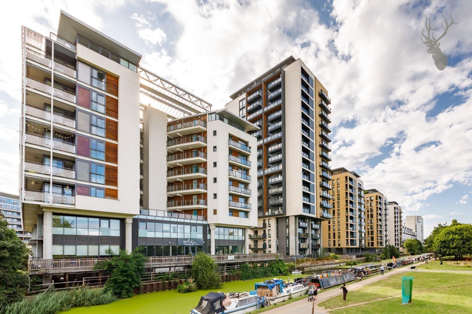 2 bedroom apartment for sale, Palmers Road, London, E2