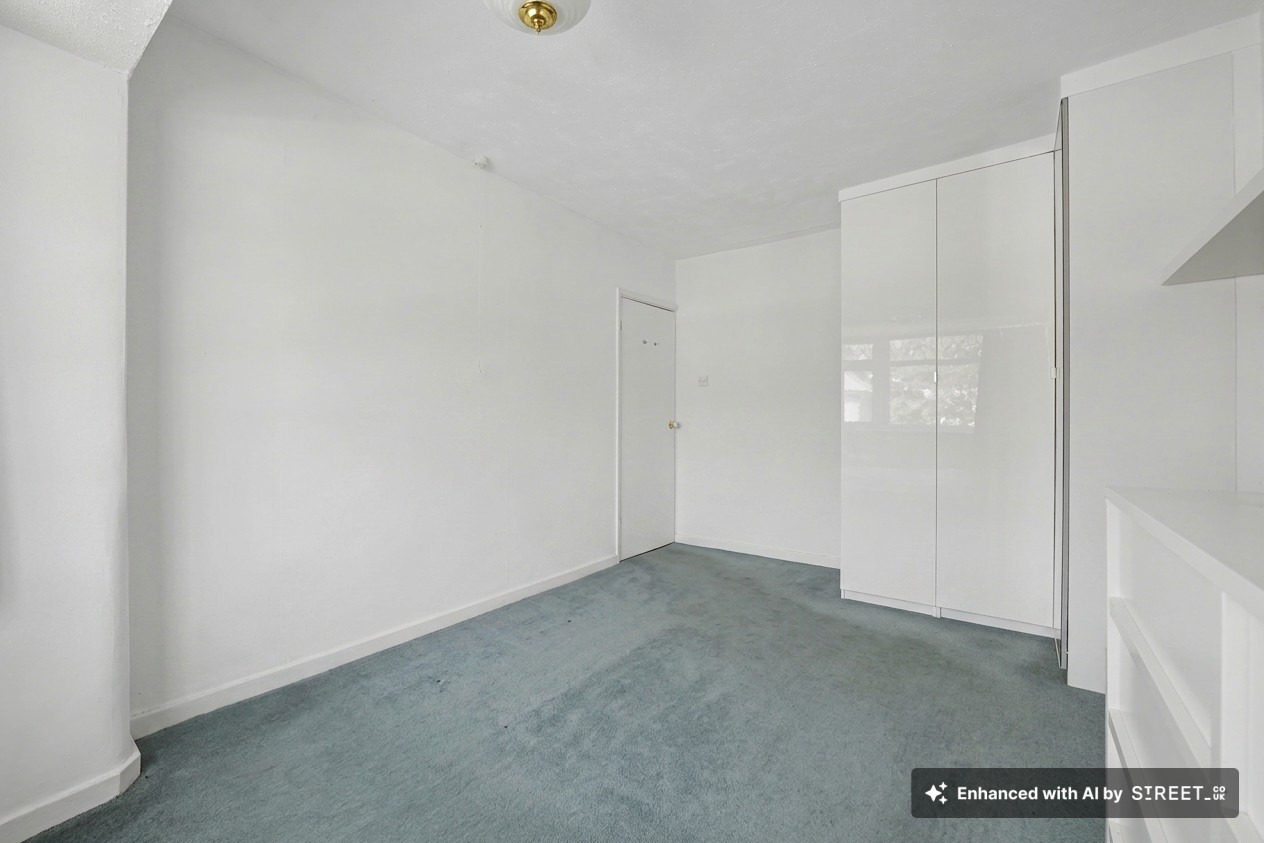 3 bedroom semi detached house for sale, The Ringway, Leicester, LE7